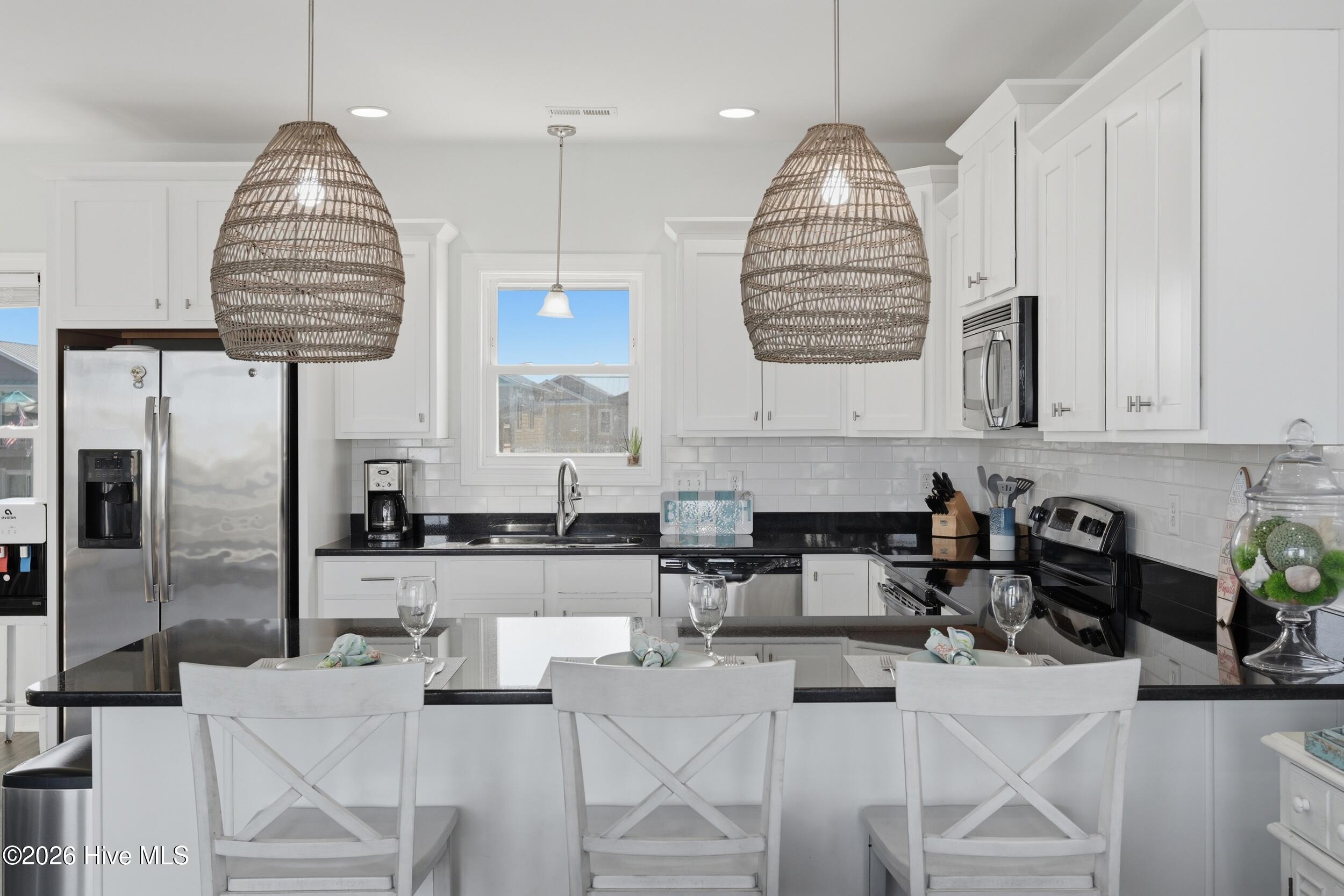 100565871 | Photo 31