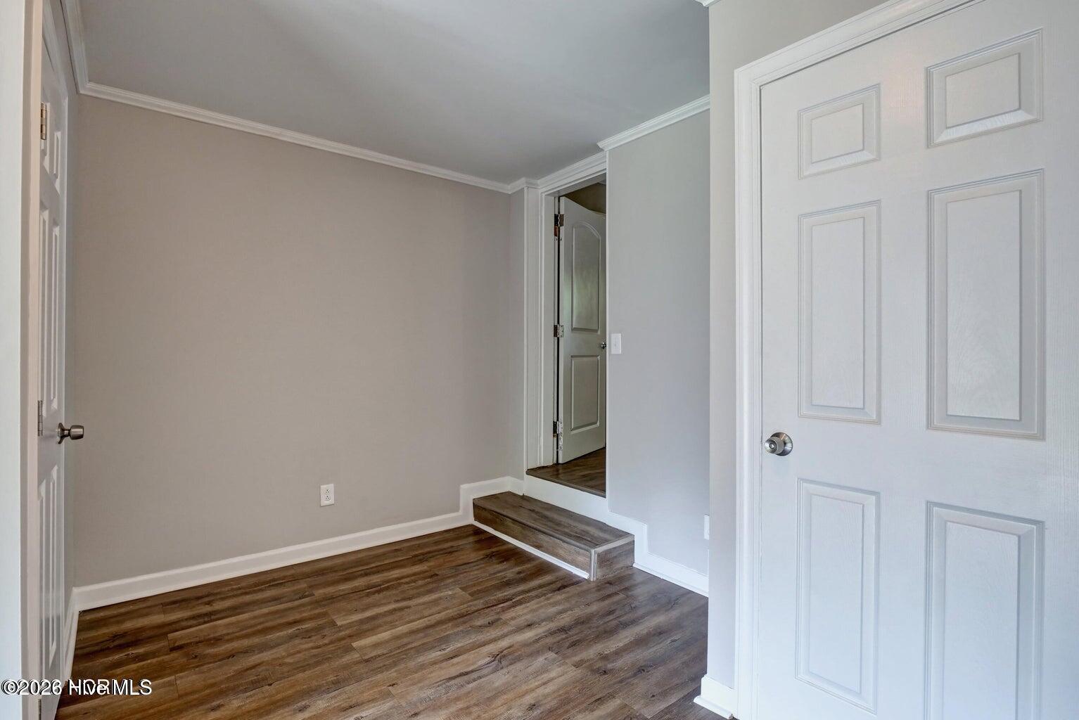 100556867 | Photo 31