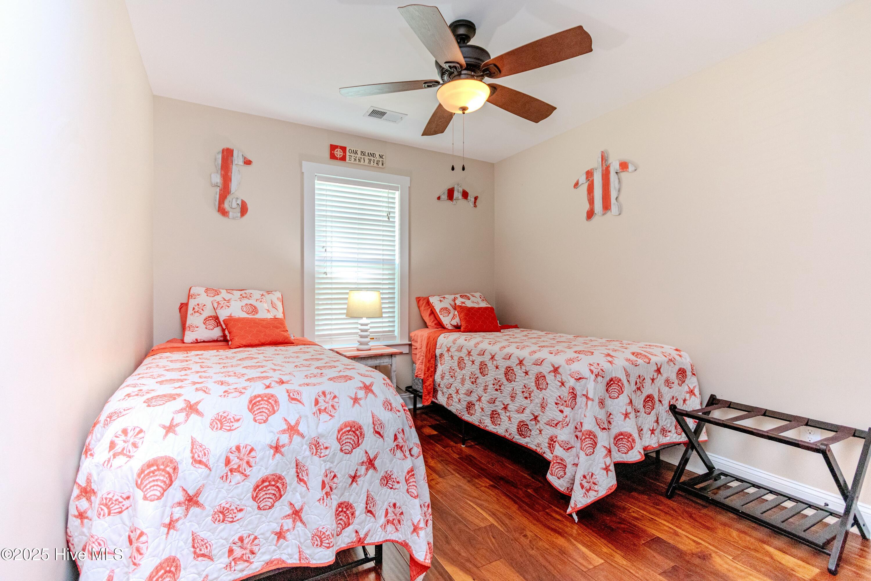 100485253 | Photo 22