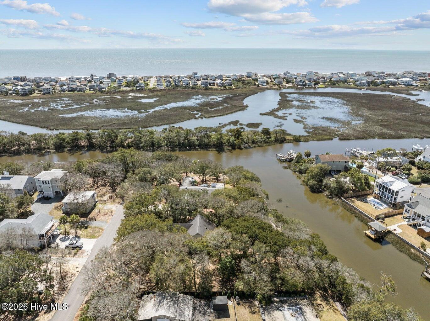 100558934 | Photo 11