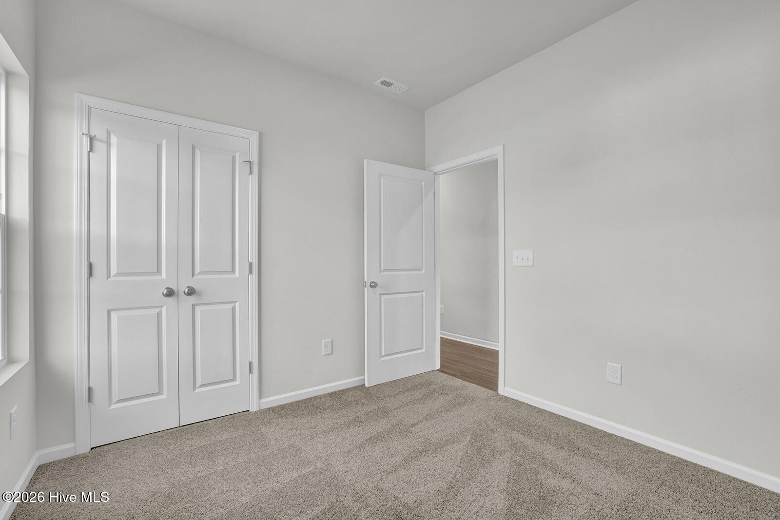 100550111 | Photo 17