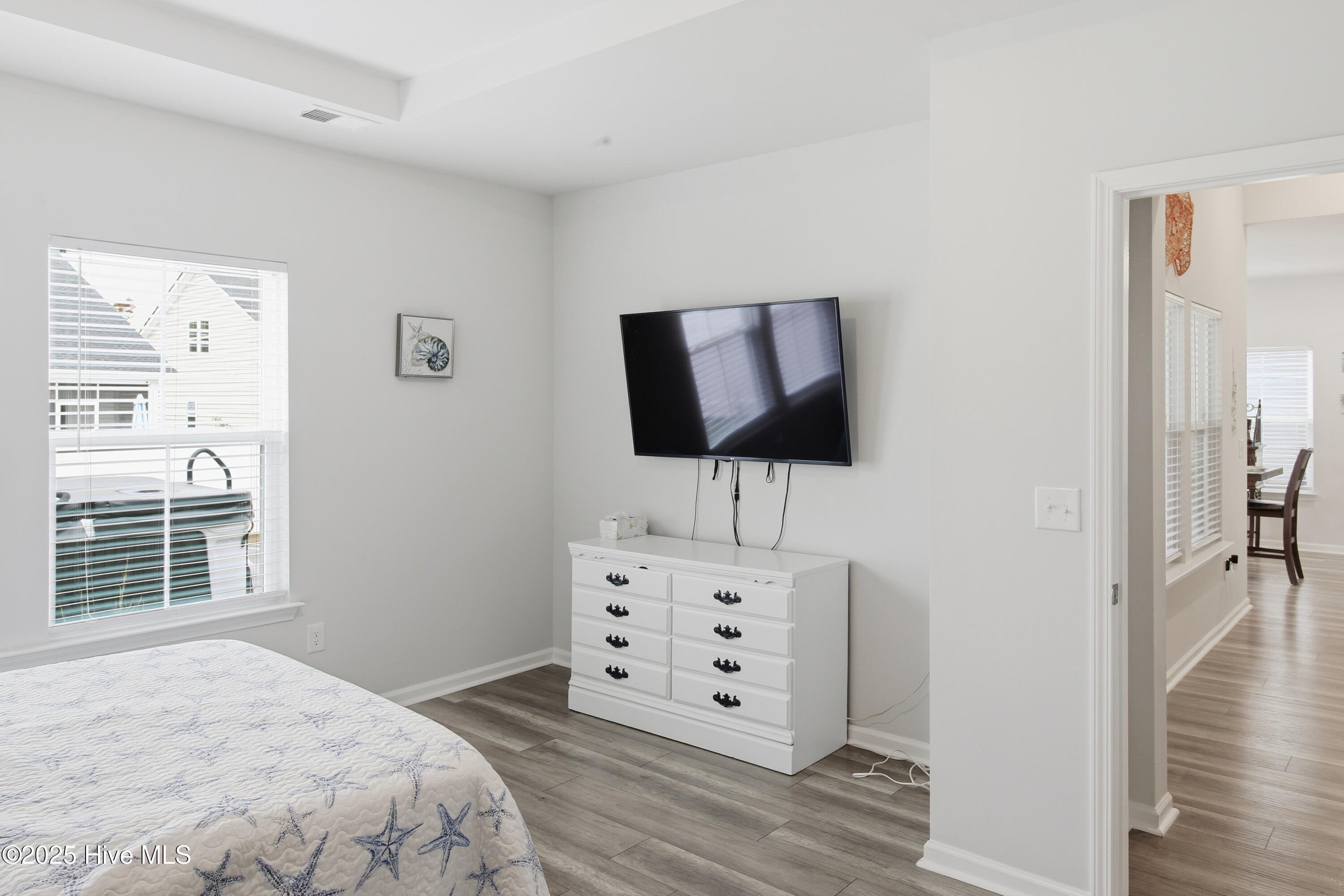 100538754 | Photo 16