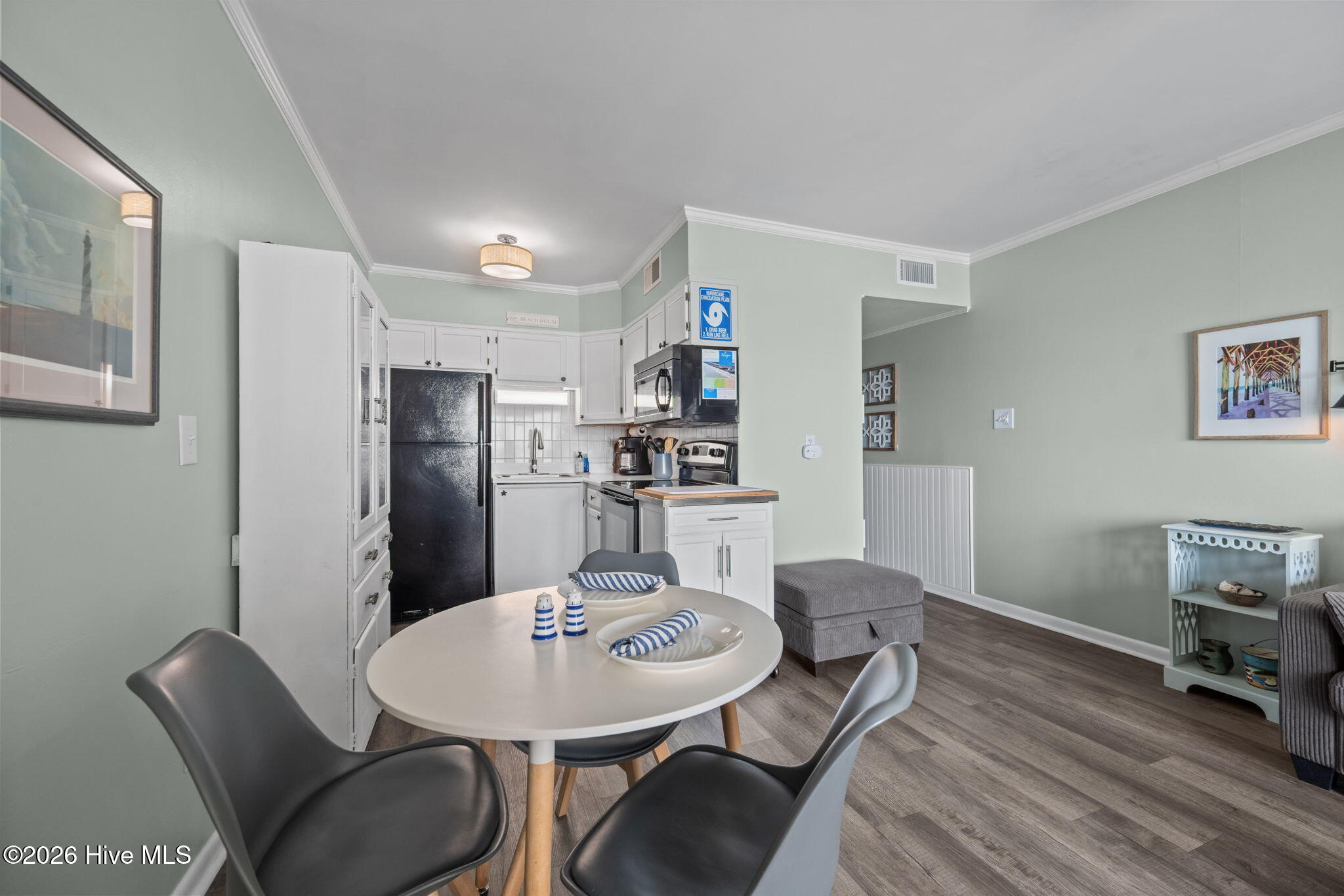 100559924 | Photo 10