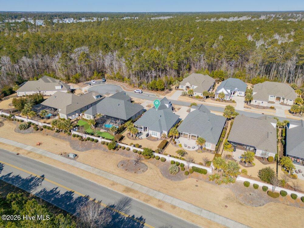 100553268 | Photo 37