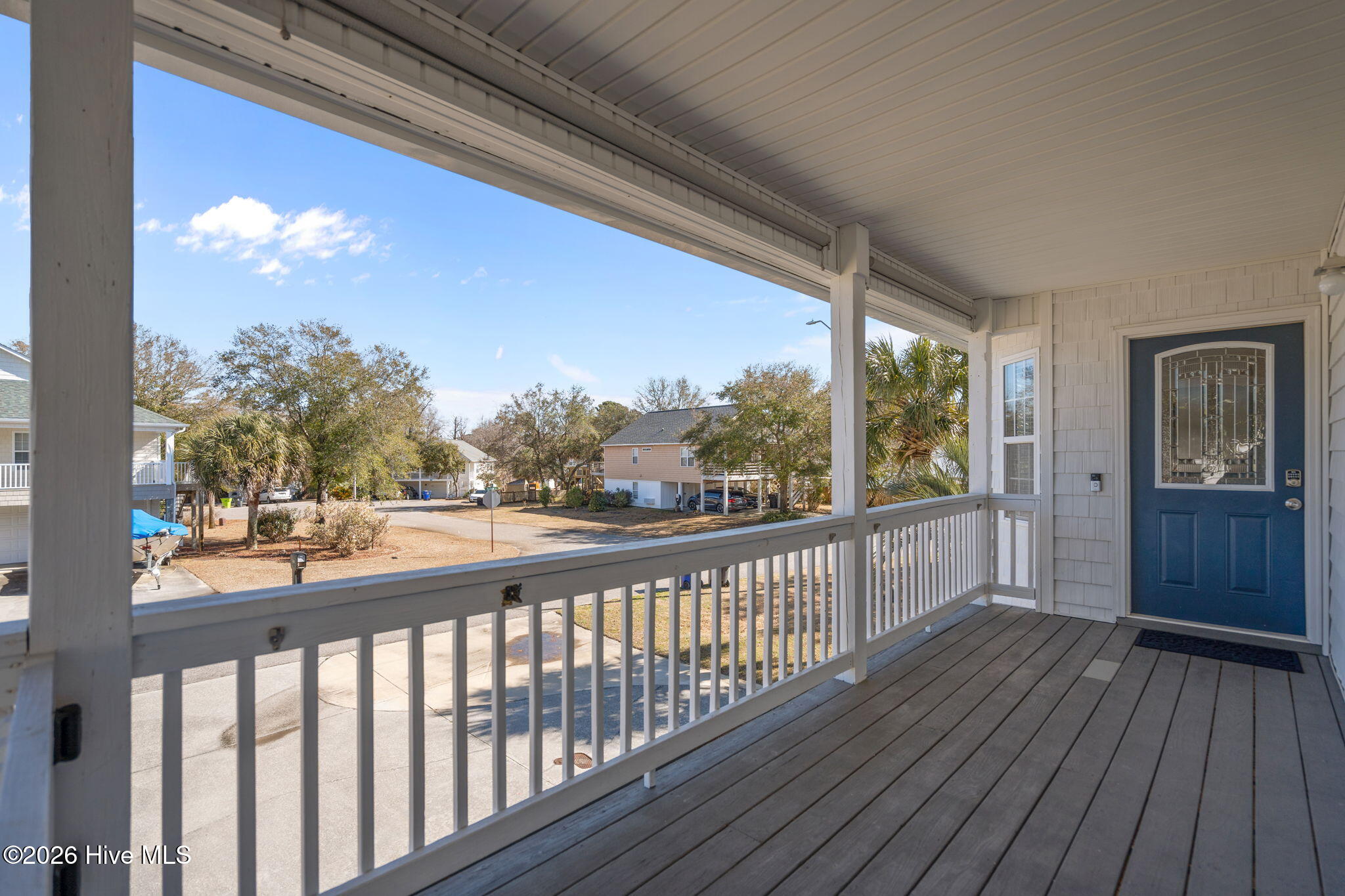 100555600 | Photo 26