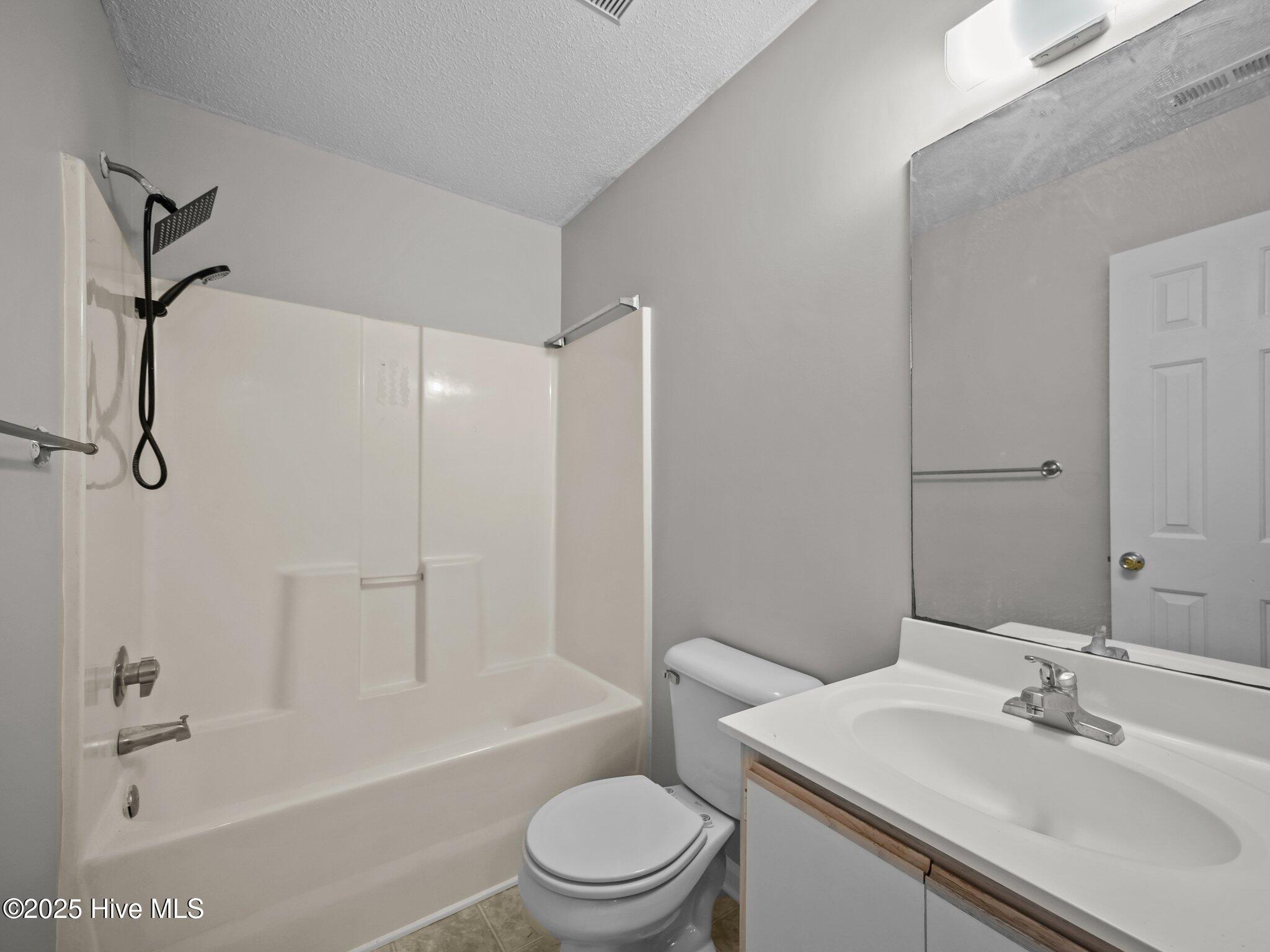 100570696 | Photo 20