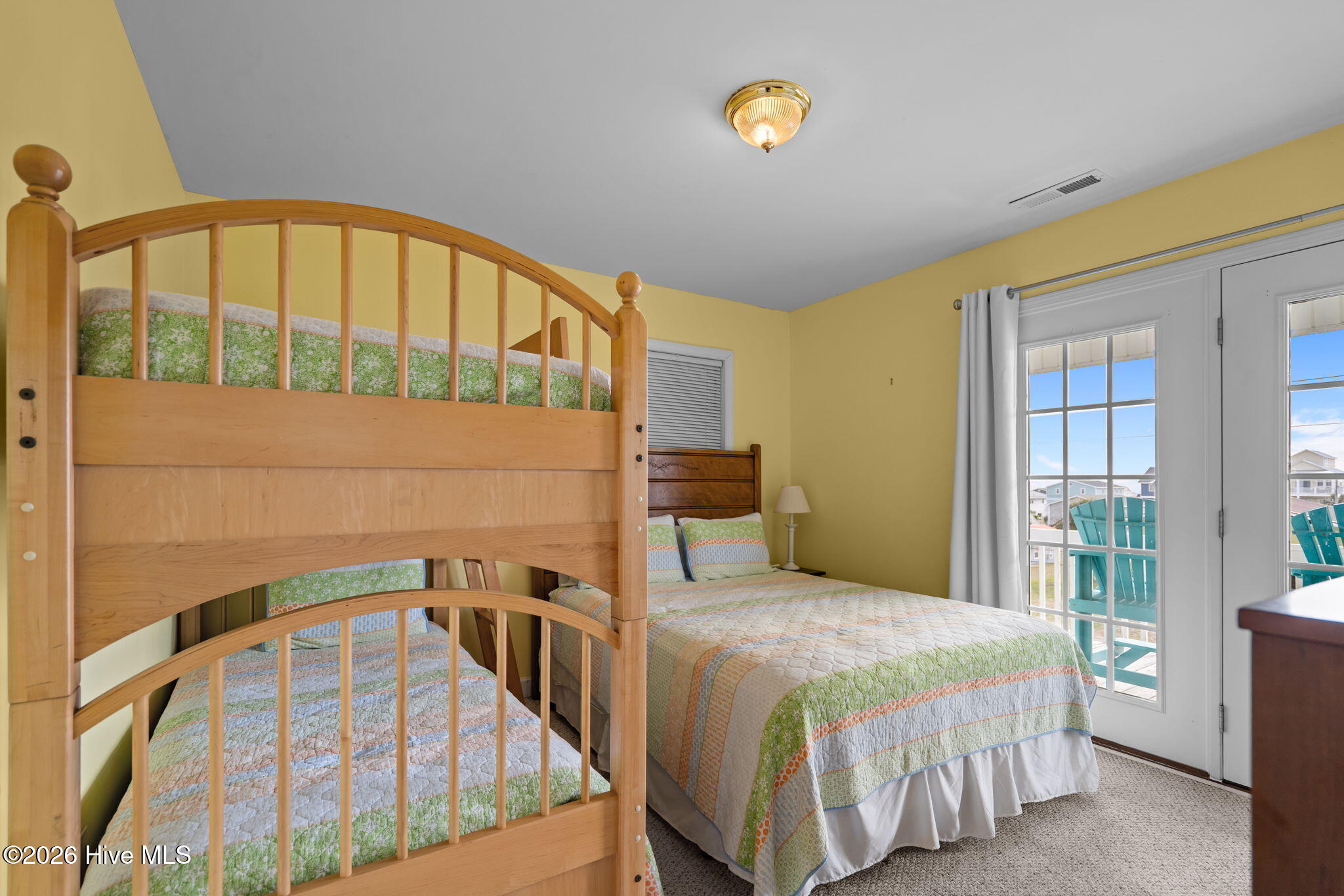 100554956 | Photo 26