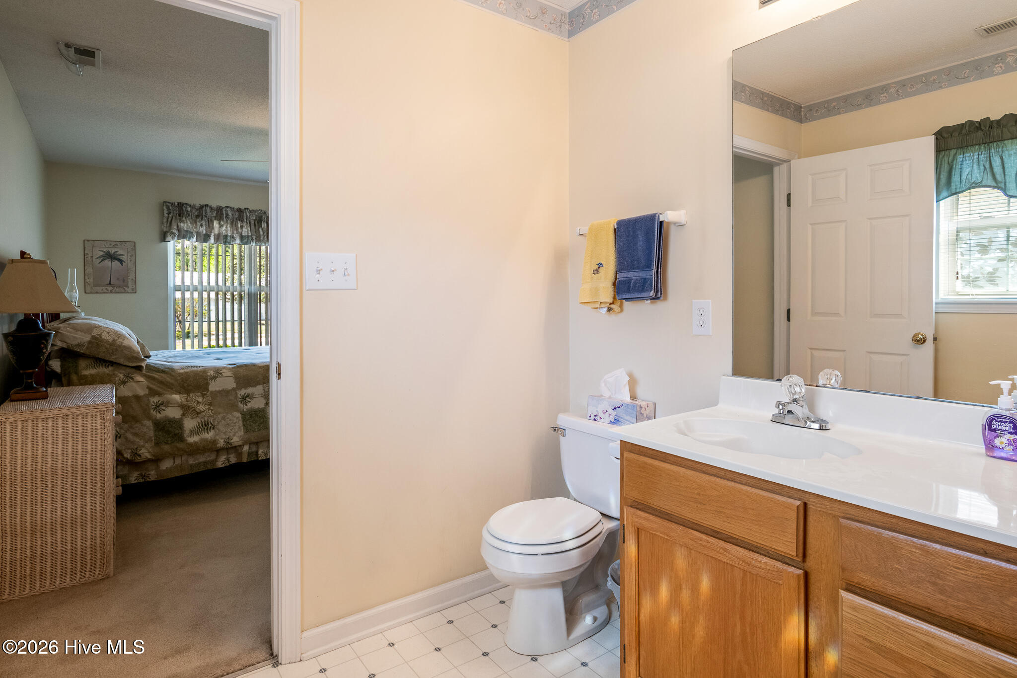 100566913 | Photo 31