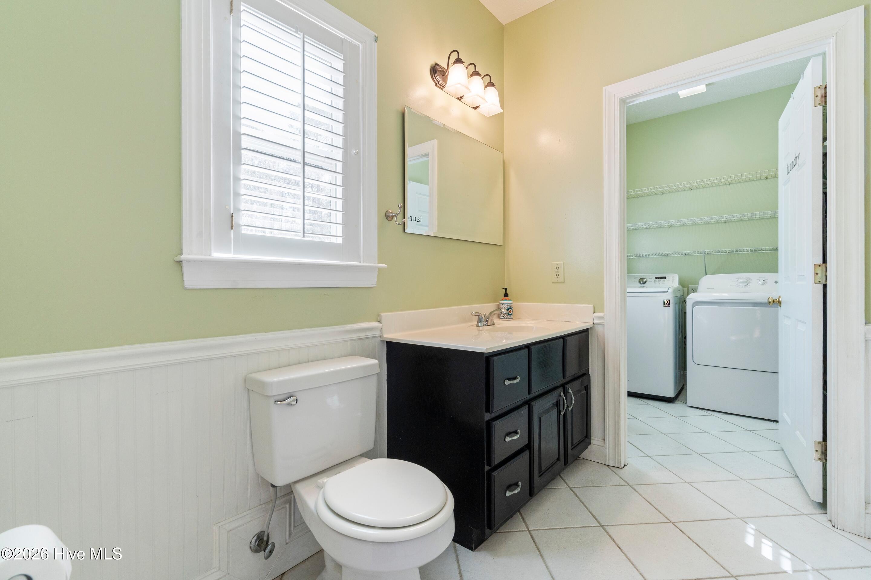 100550661 | Photo 29