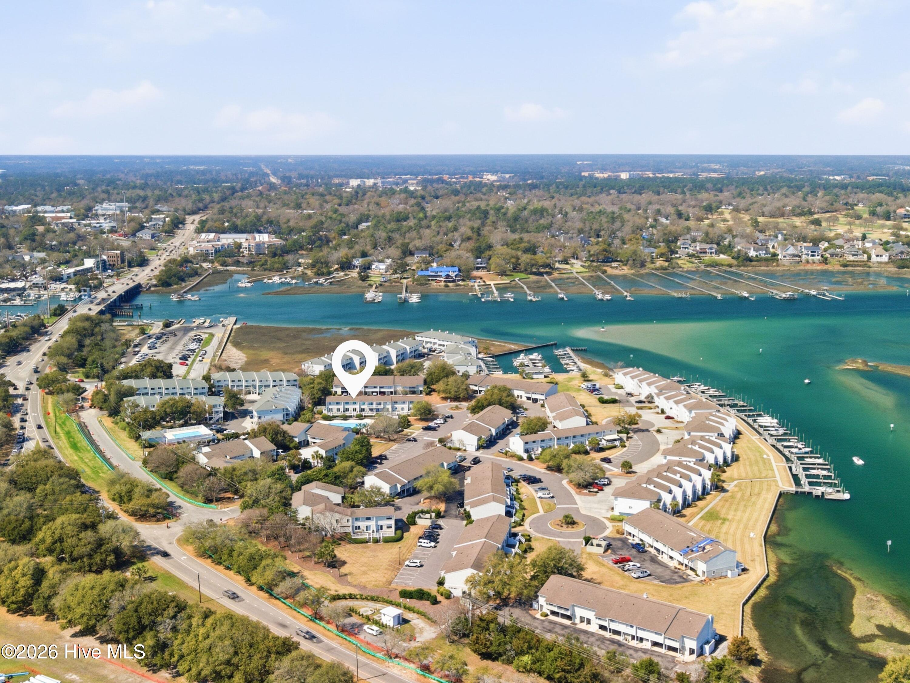 100559841 | Photo 46