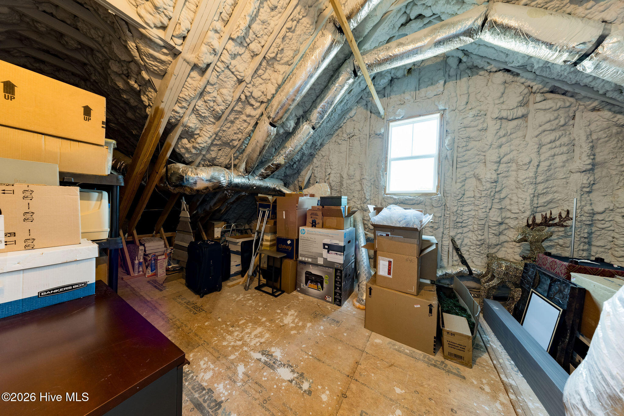 100552329 | Photo 60