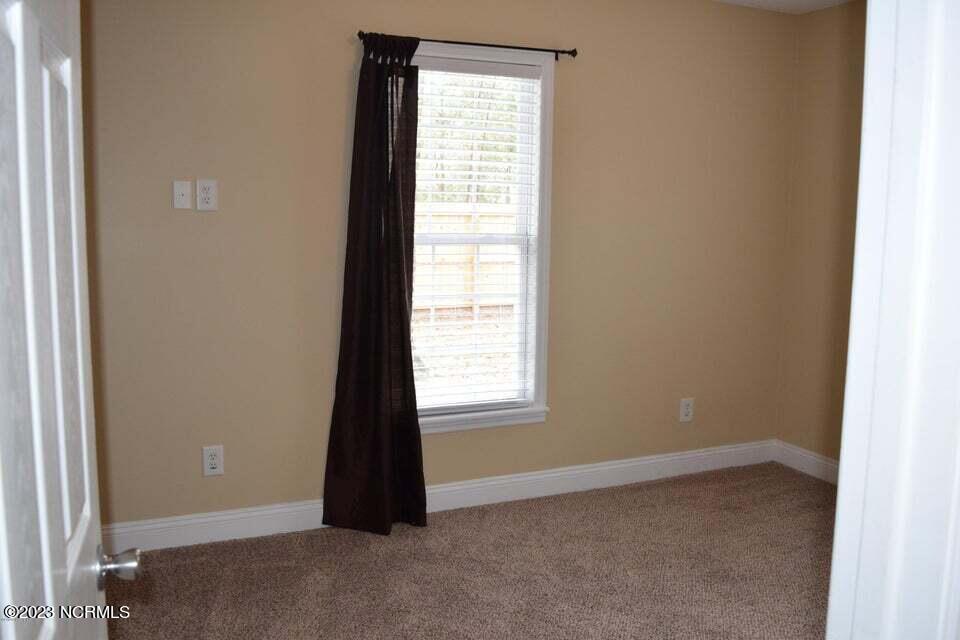 100557882 | Photo 10