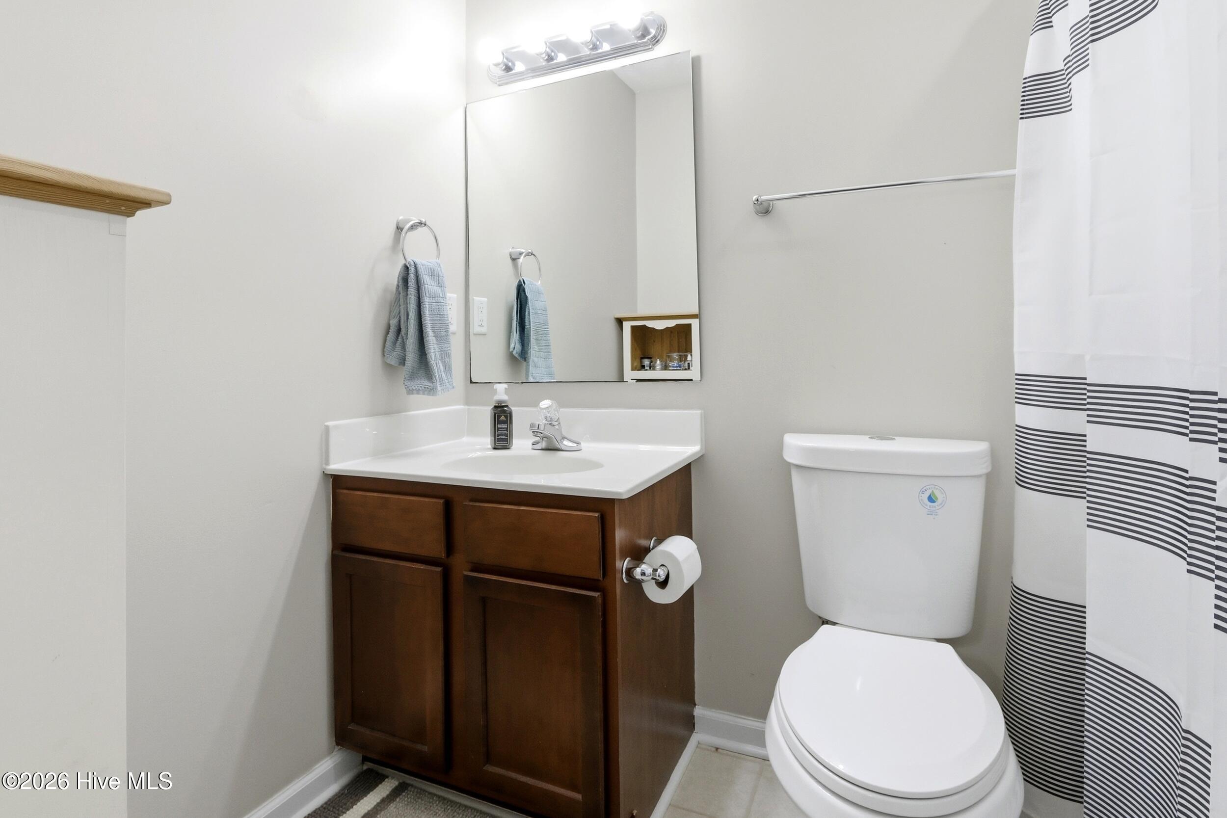 100551374 | Photo 46