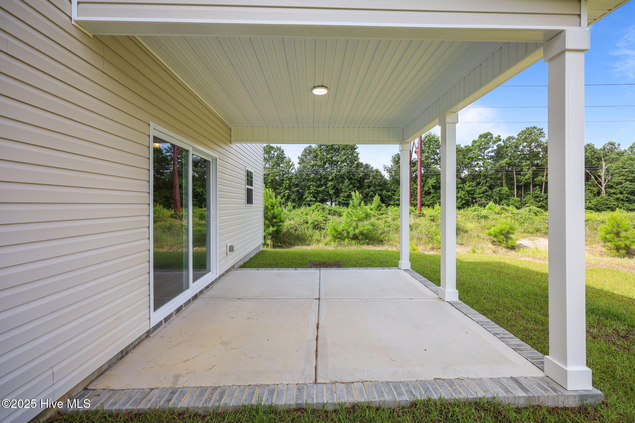 100504160 | Photo 41