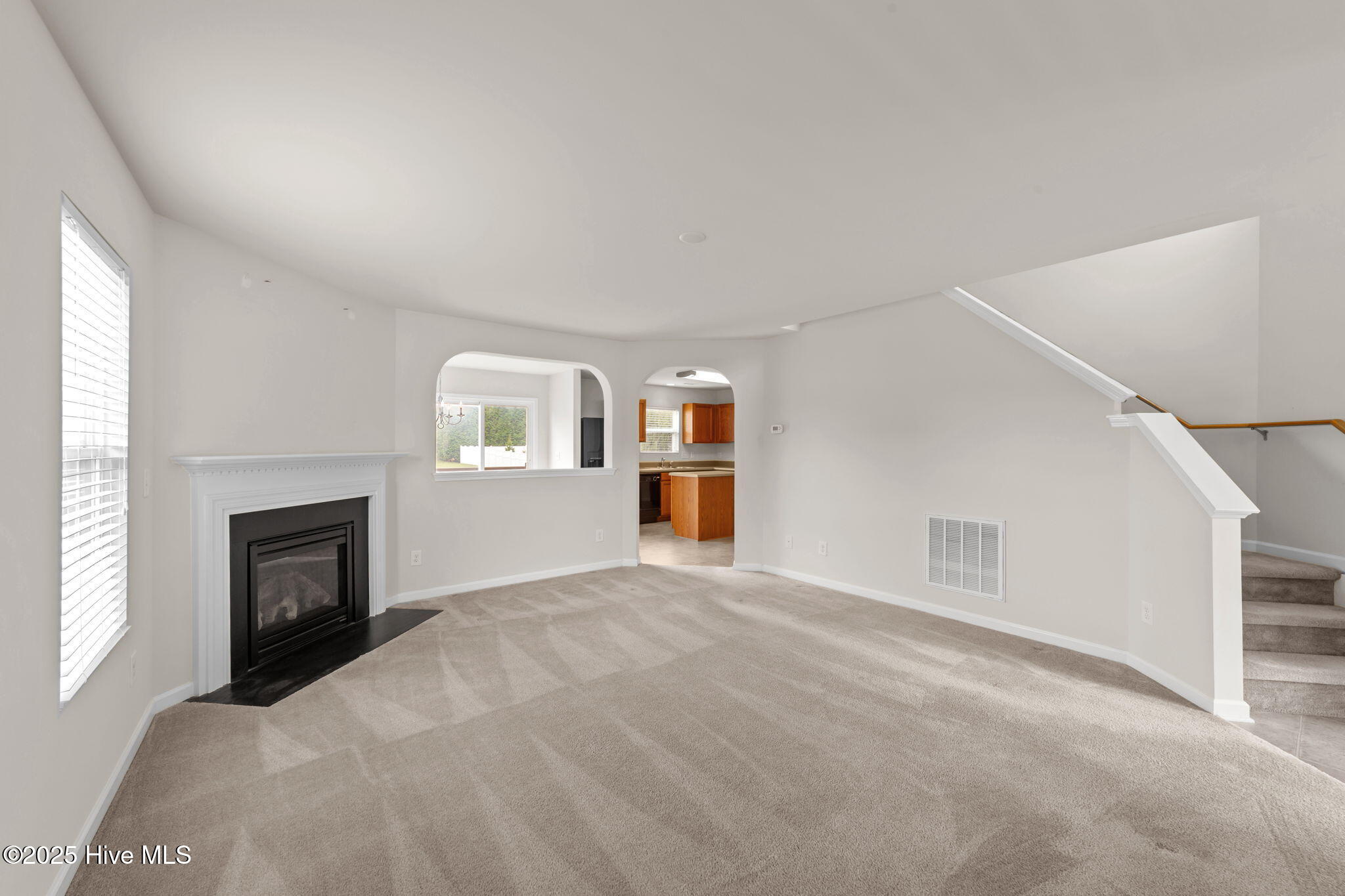 20-web-or-mls-VB4A4325