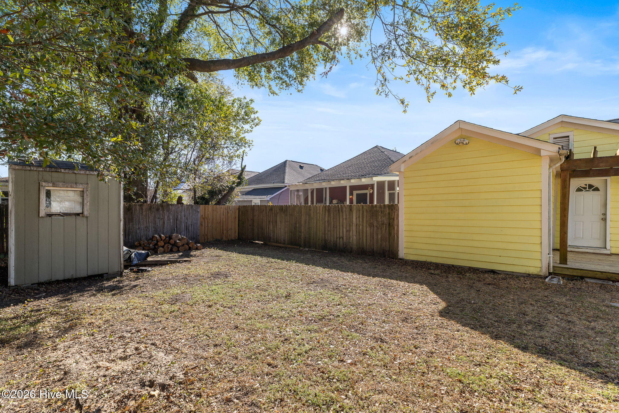 100551383 | Photo 37