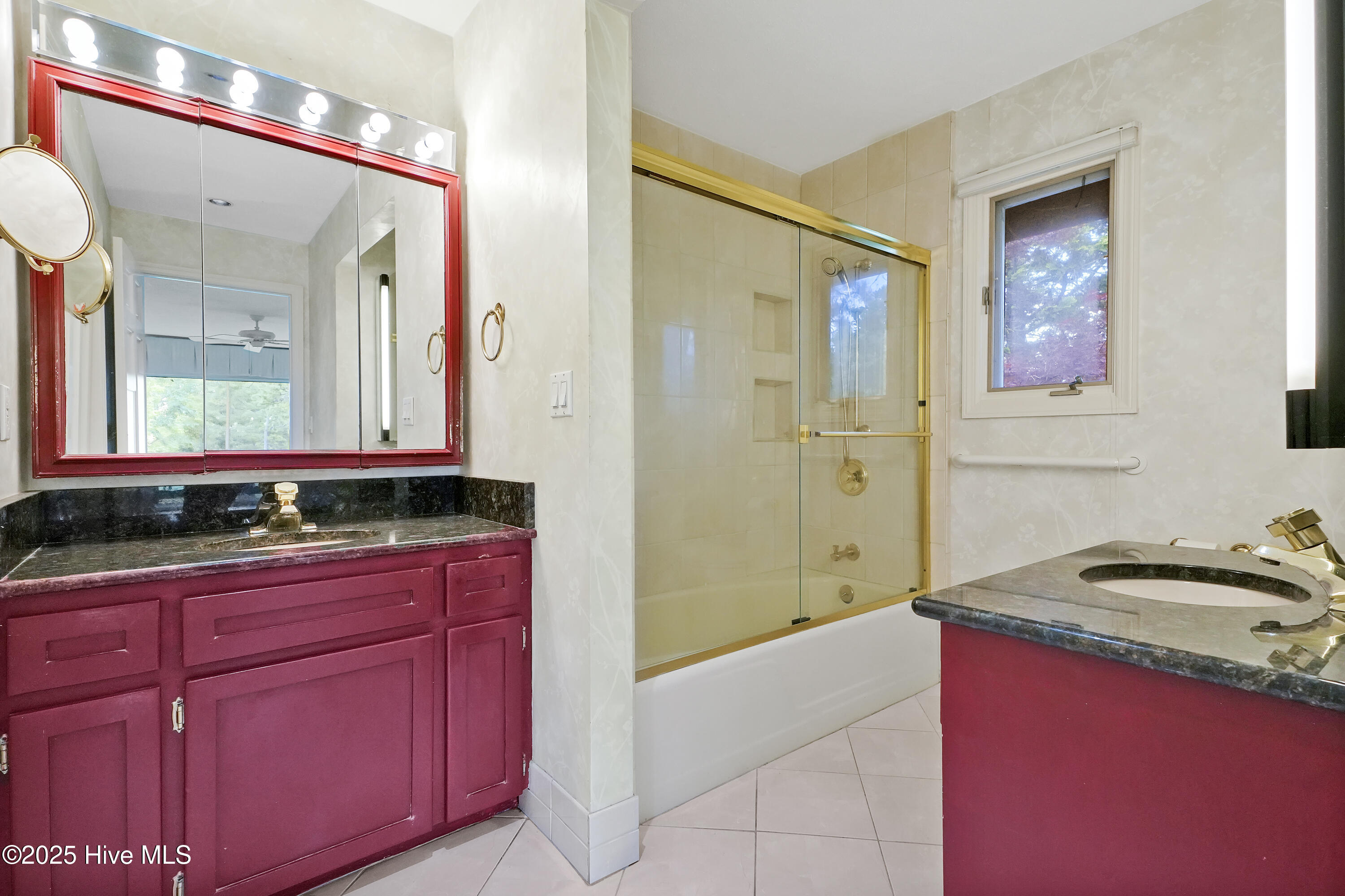 906RobertELeeDrive-36