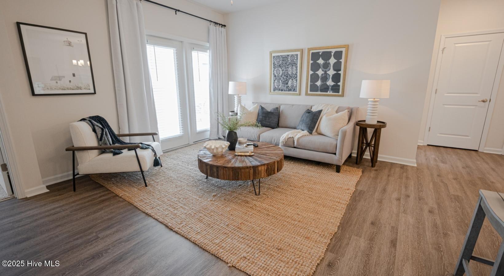 100484531 | Photo 26