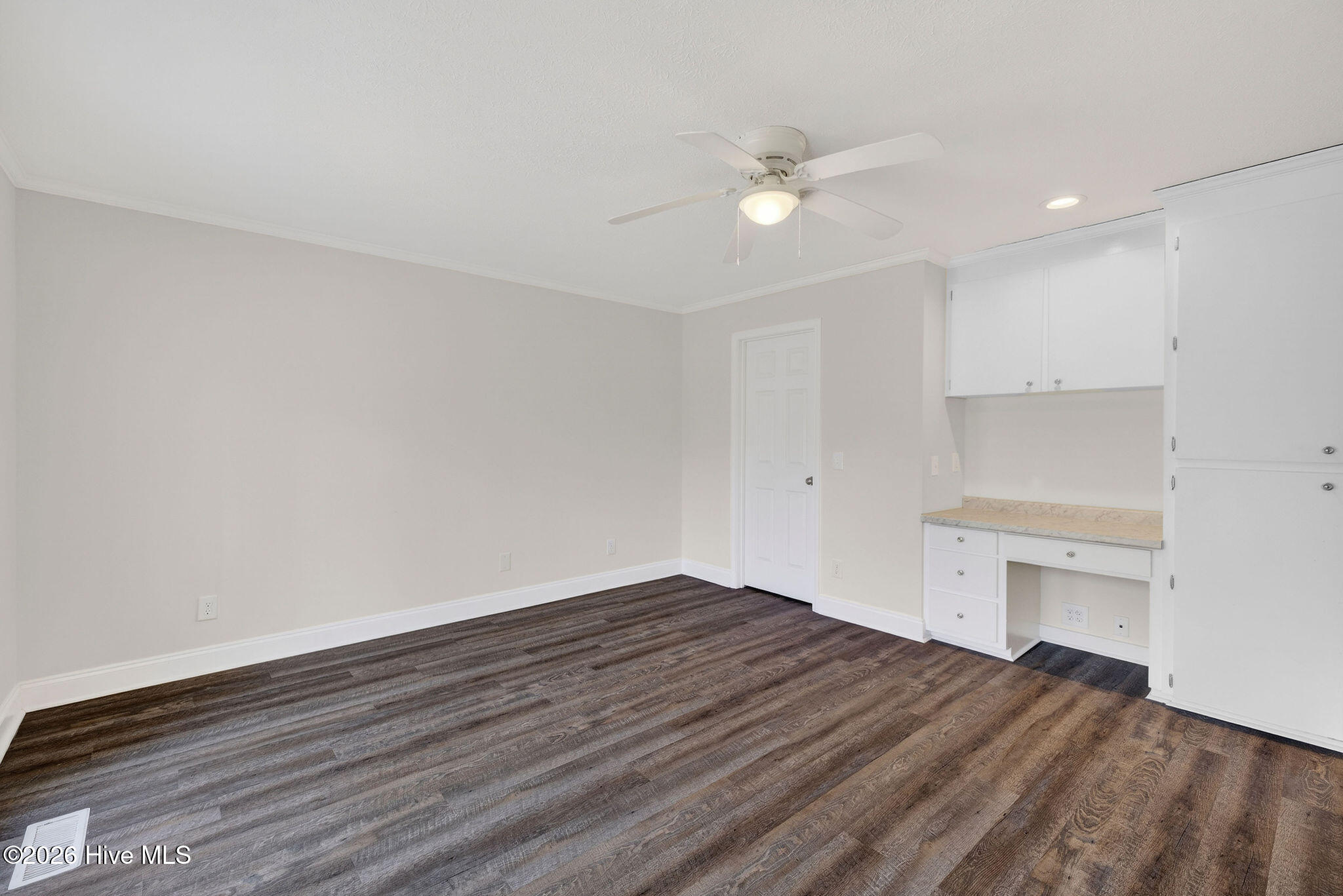 100552552 | Photo 24