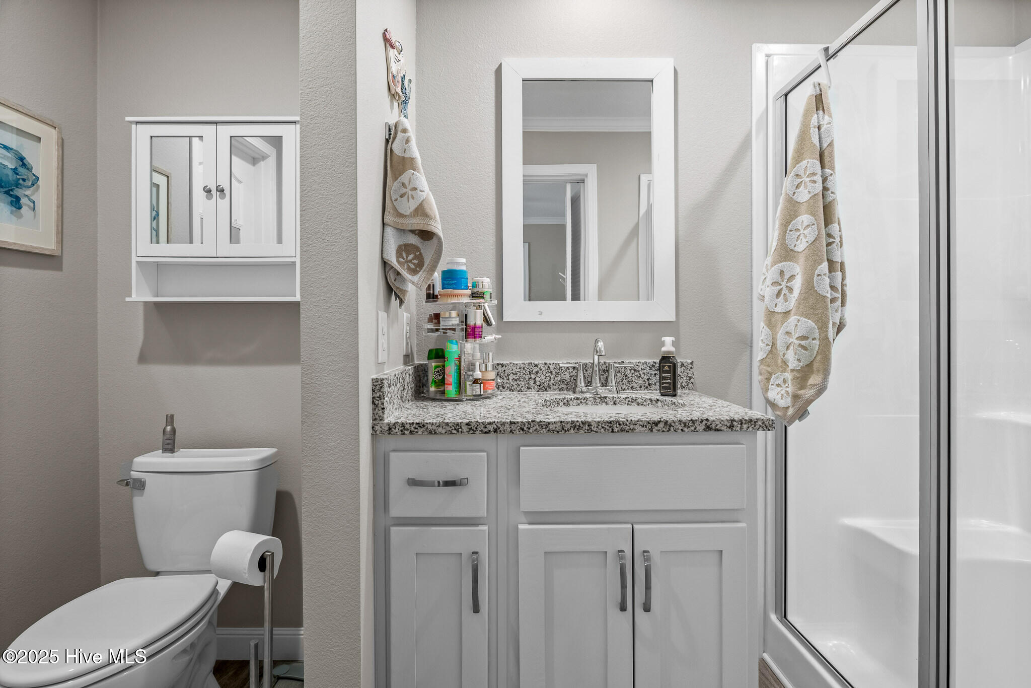 100535195 | Photo 23