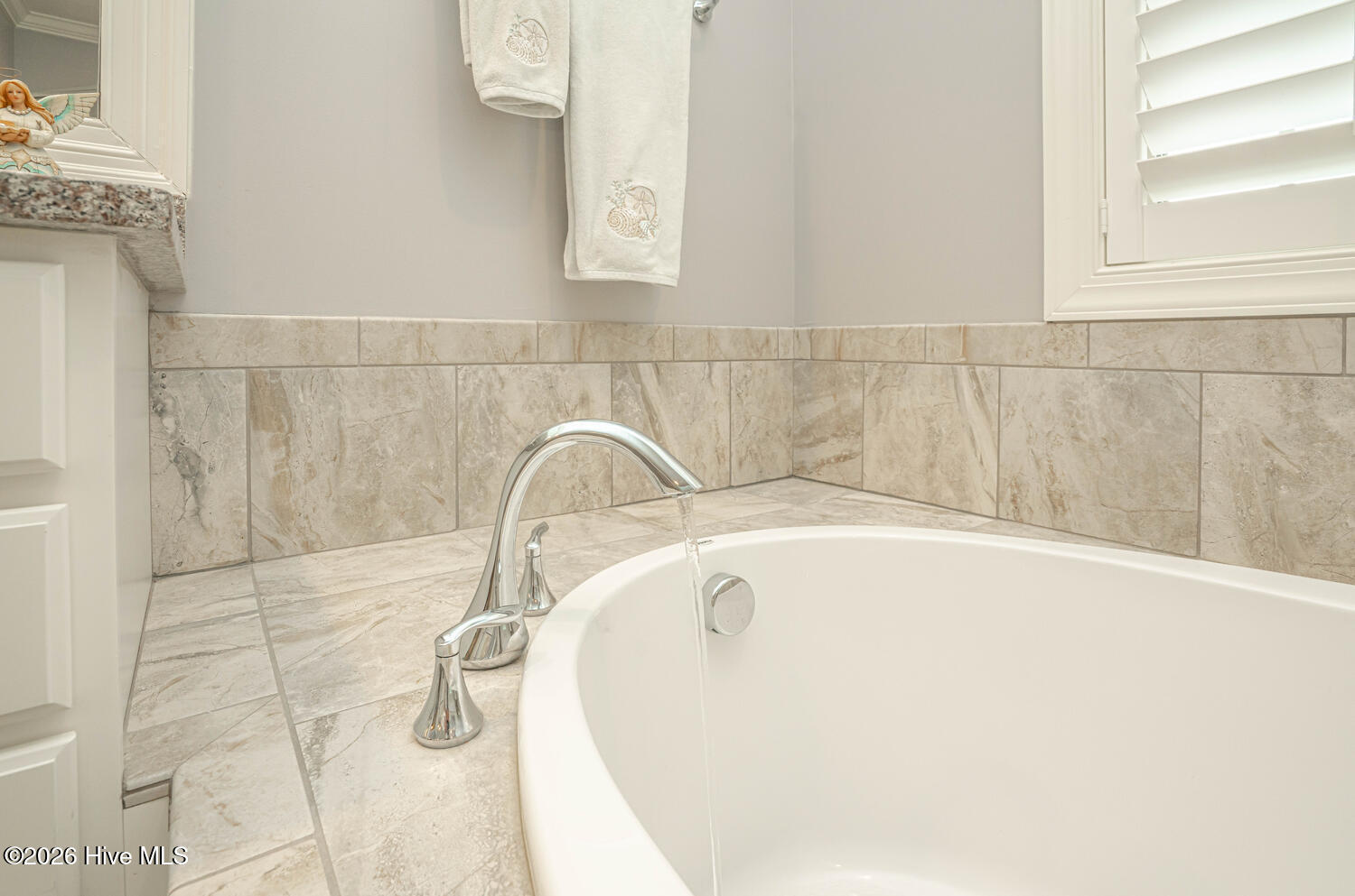 100552025 | Photo 41