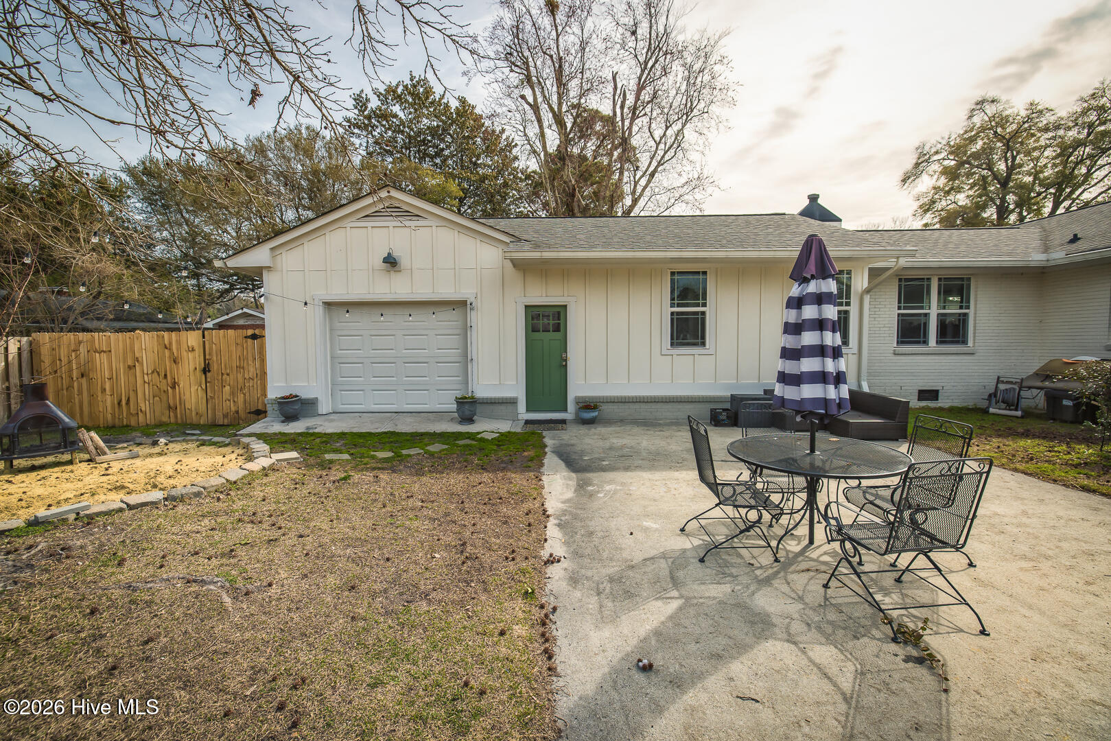 100556956 | Photo 85