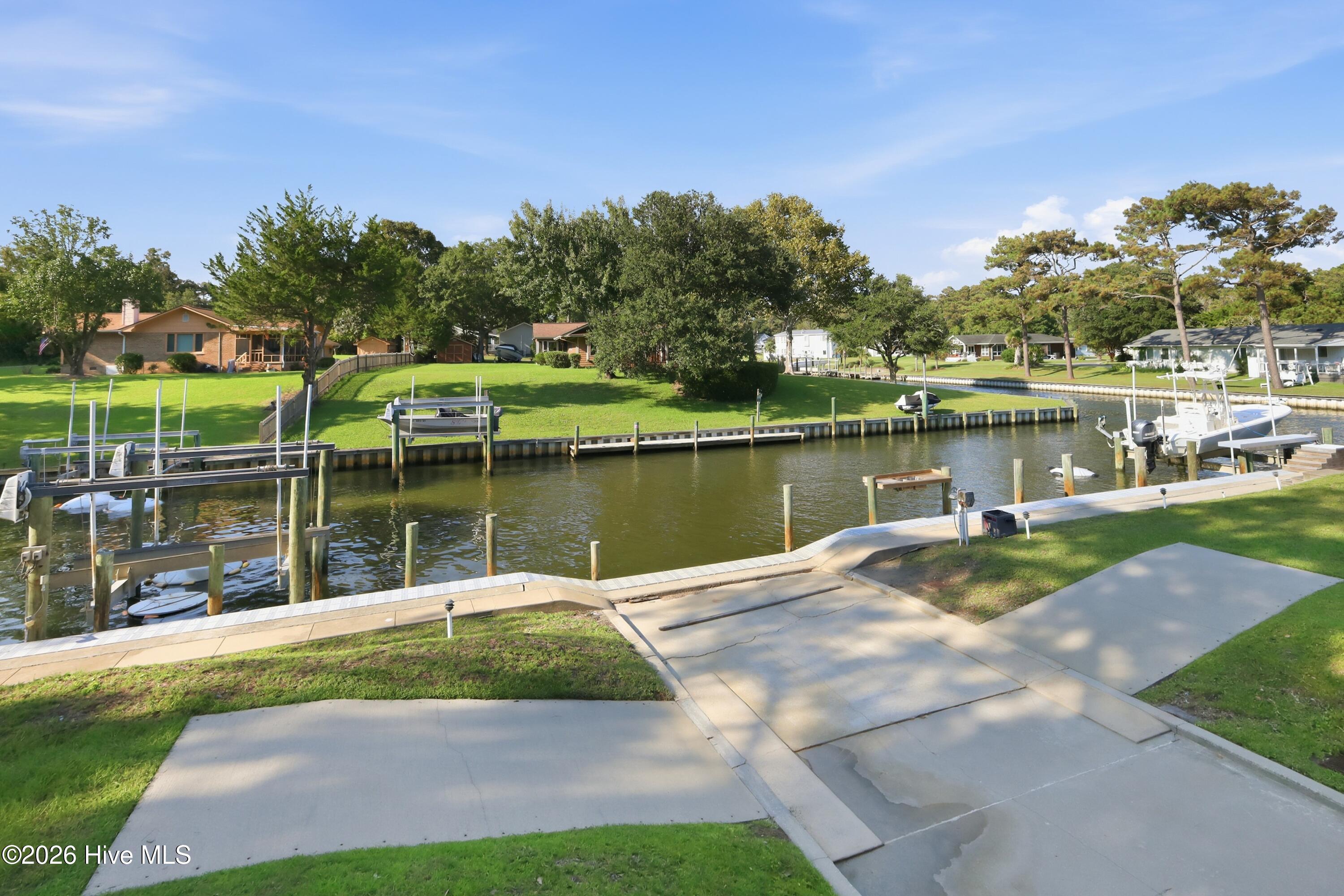 104 Sea Trace Lane,Newport