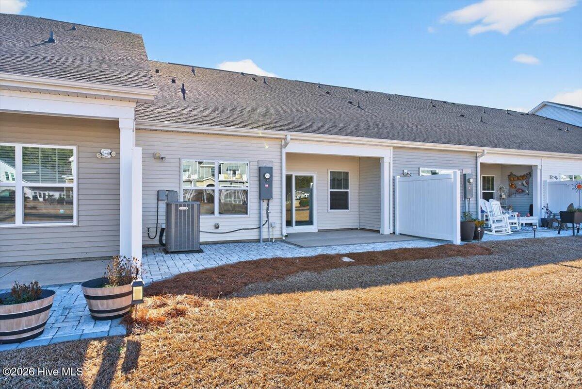 100552947 | Photo 46