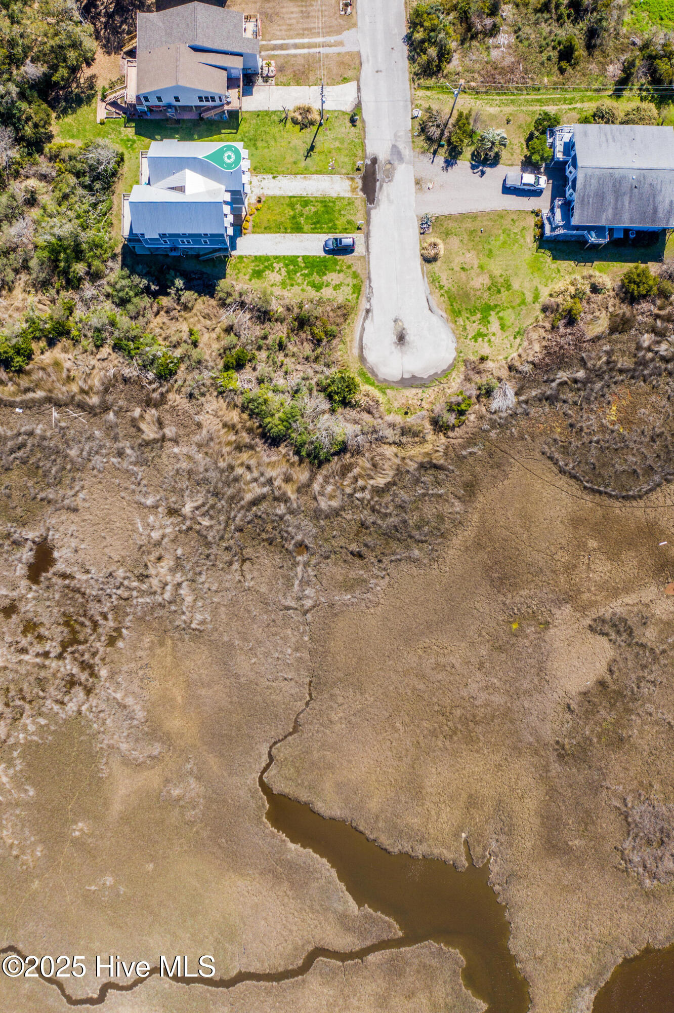 100523798 | Photo 35