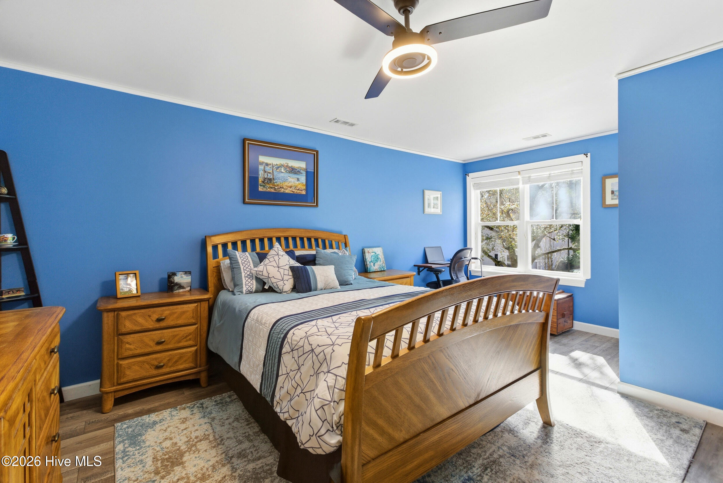 100552075 | Photo 17