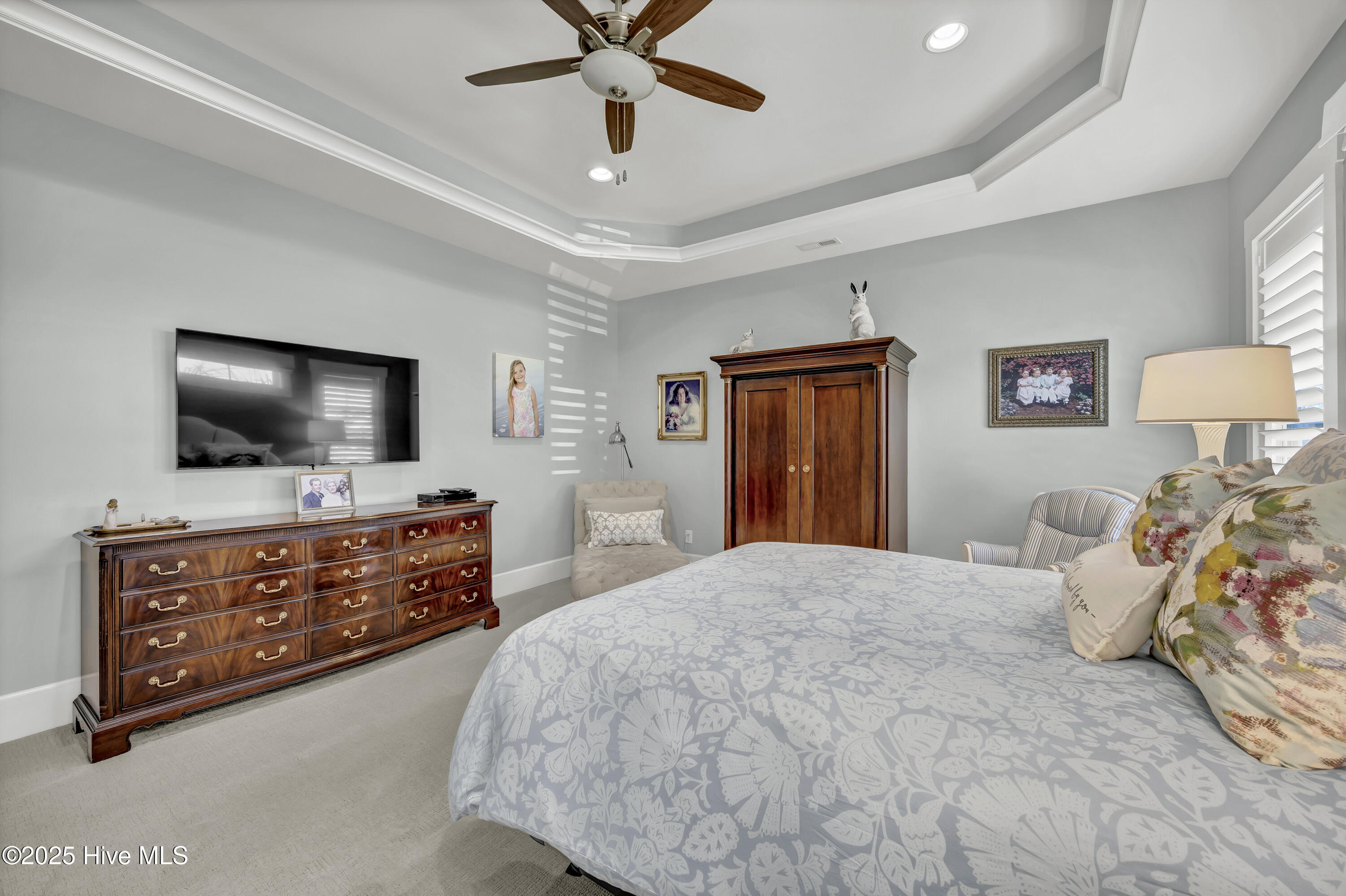 100538273 | Photo 28