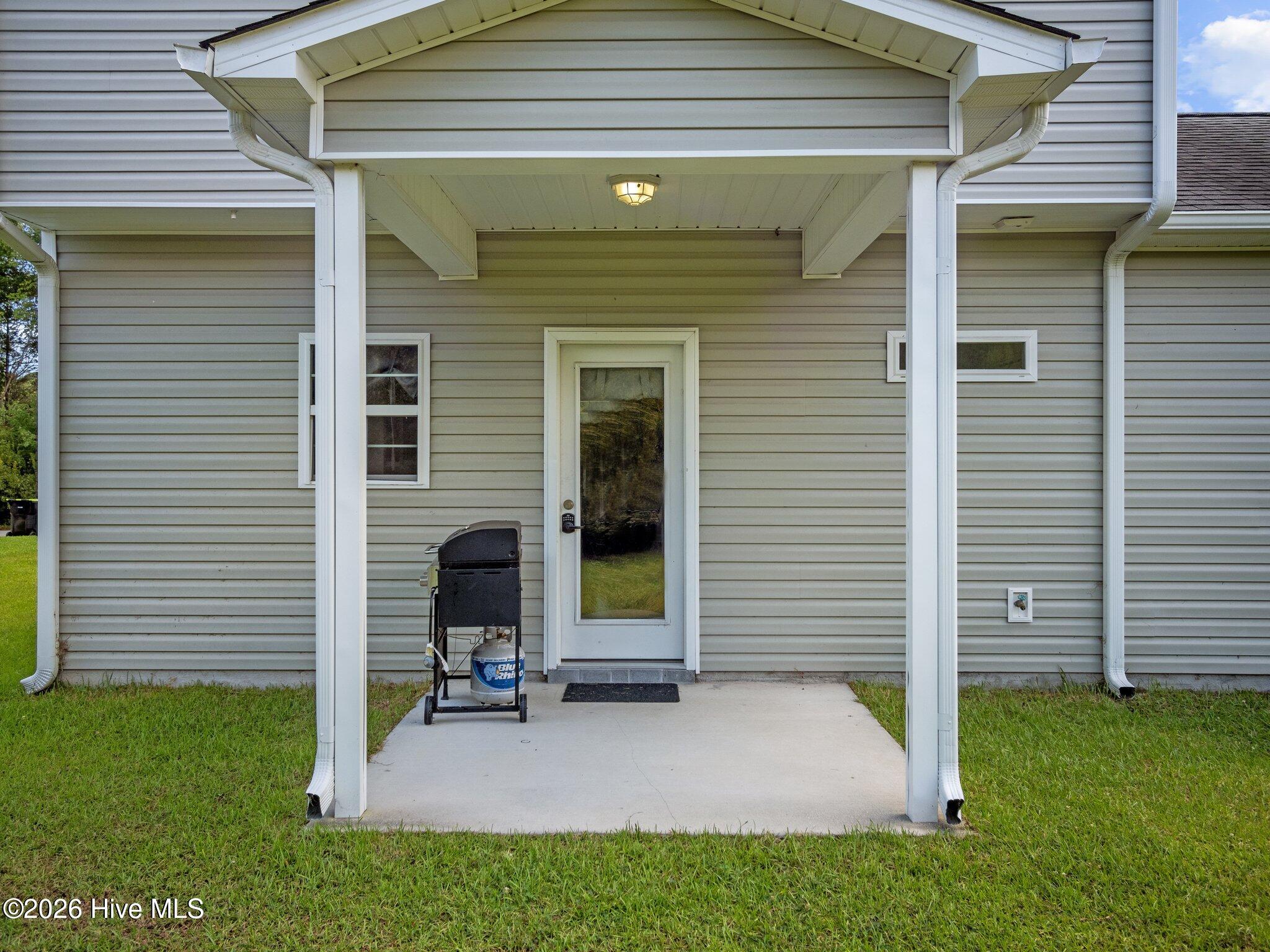 100566345 | Photo 36