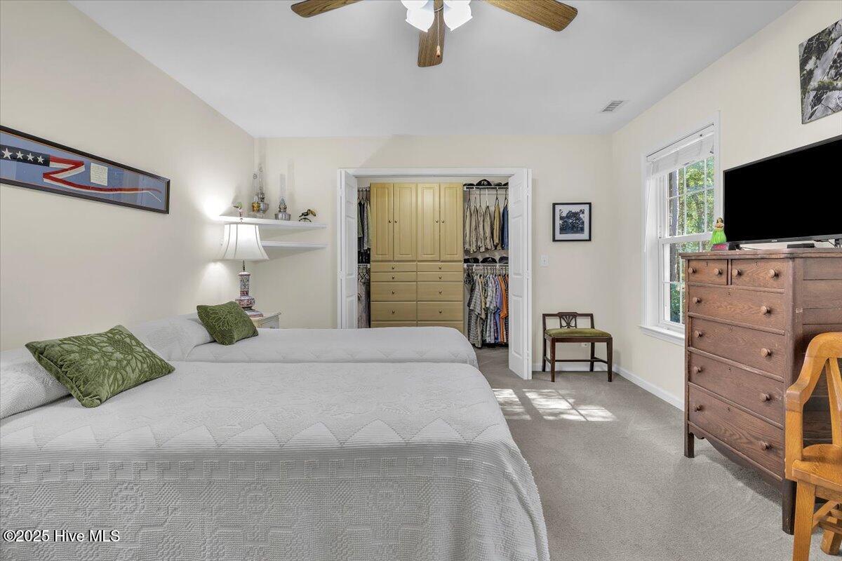 100536639 | Photo 38