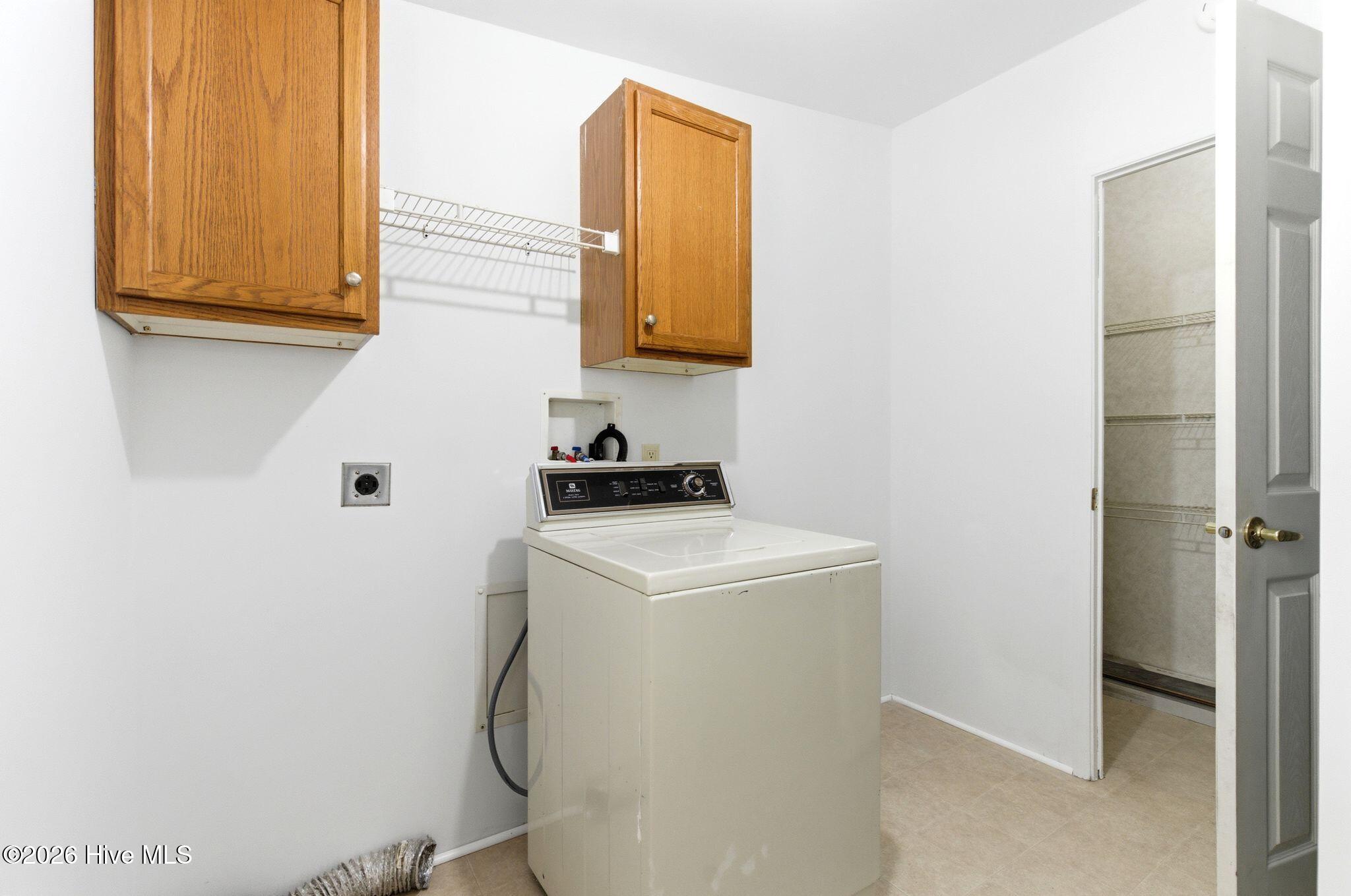 100561551 | Photo 47