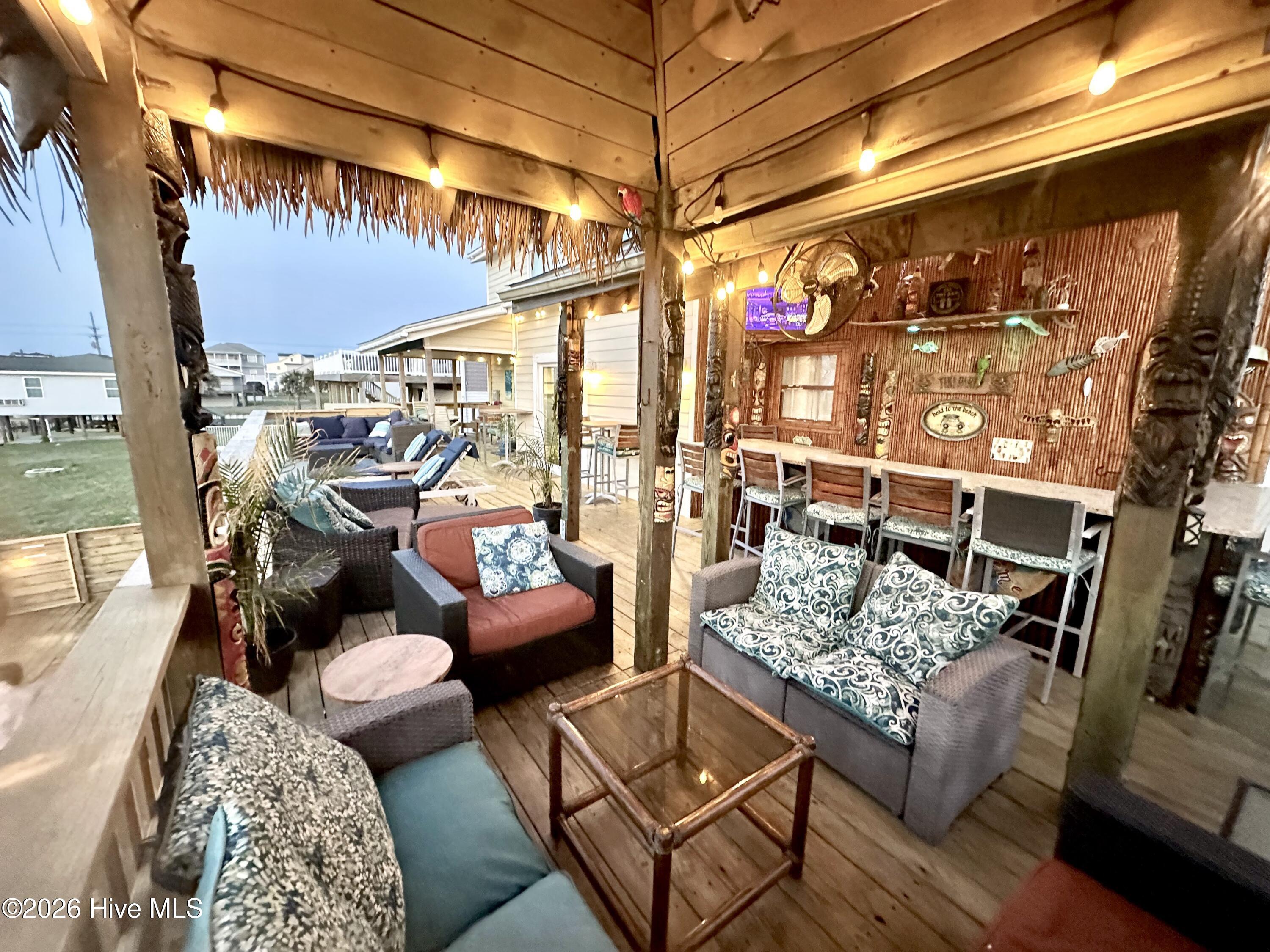 100550124 | Photo 38