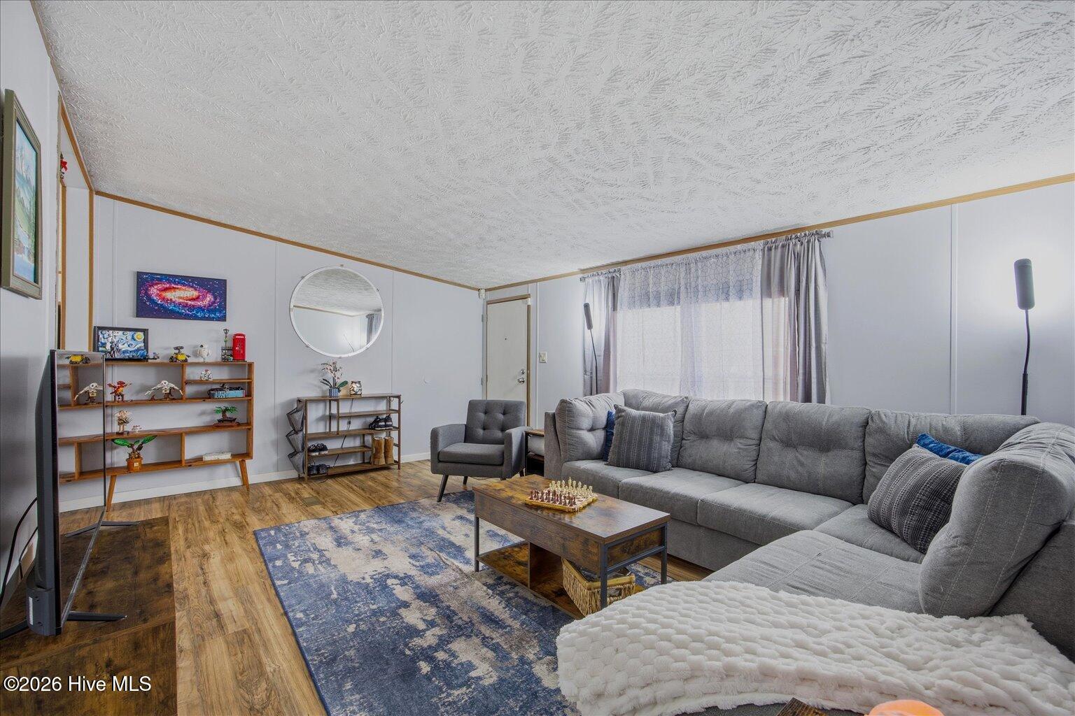 100556219 | Photo 10