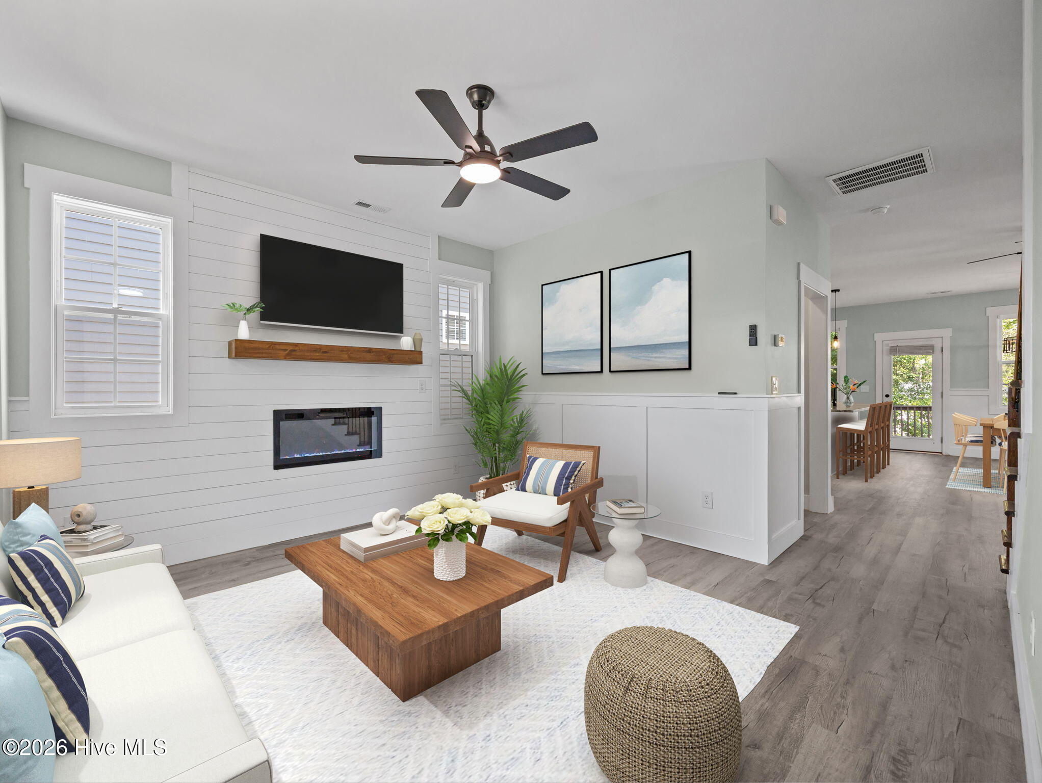 100566341 | Photo 24