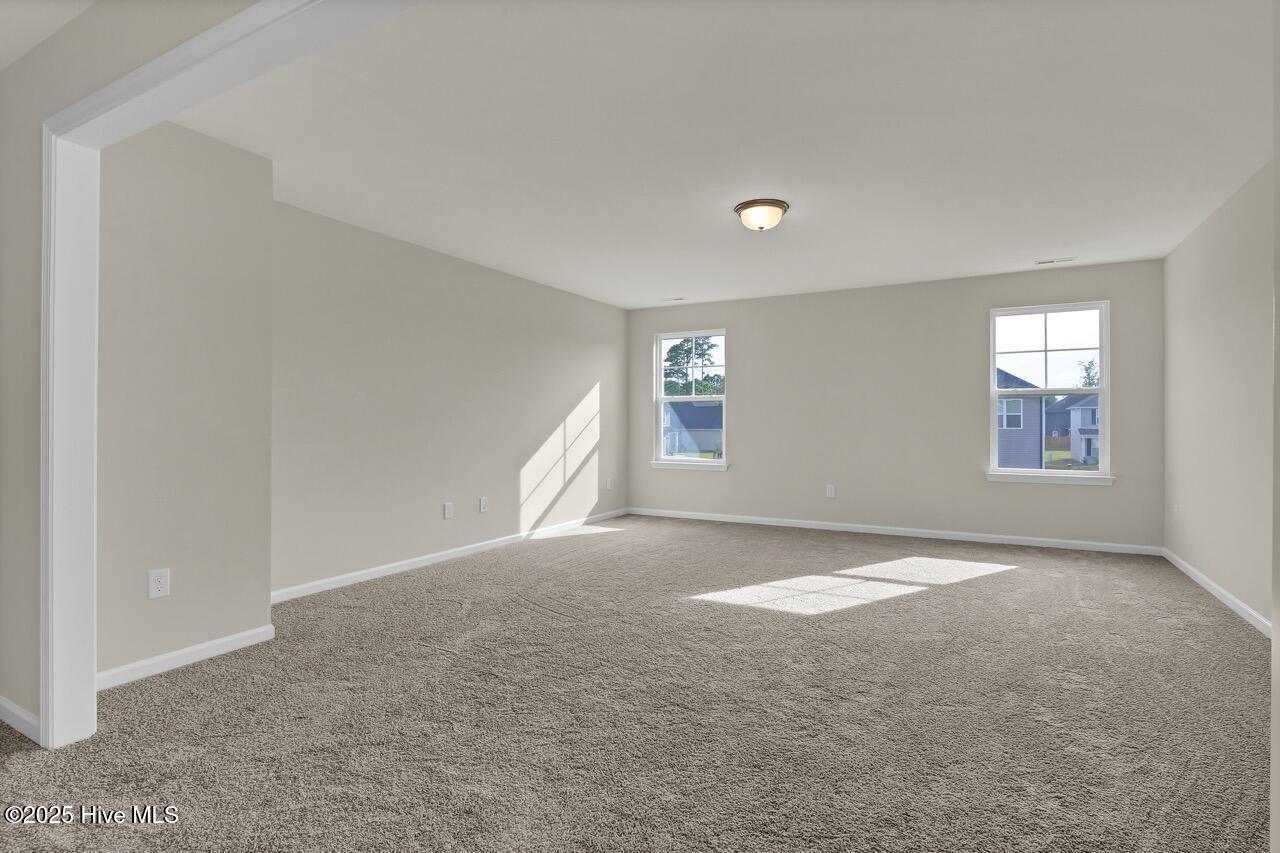 100543344 | Photo 19