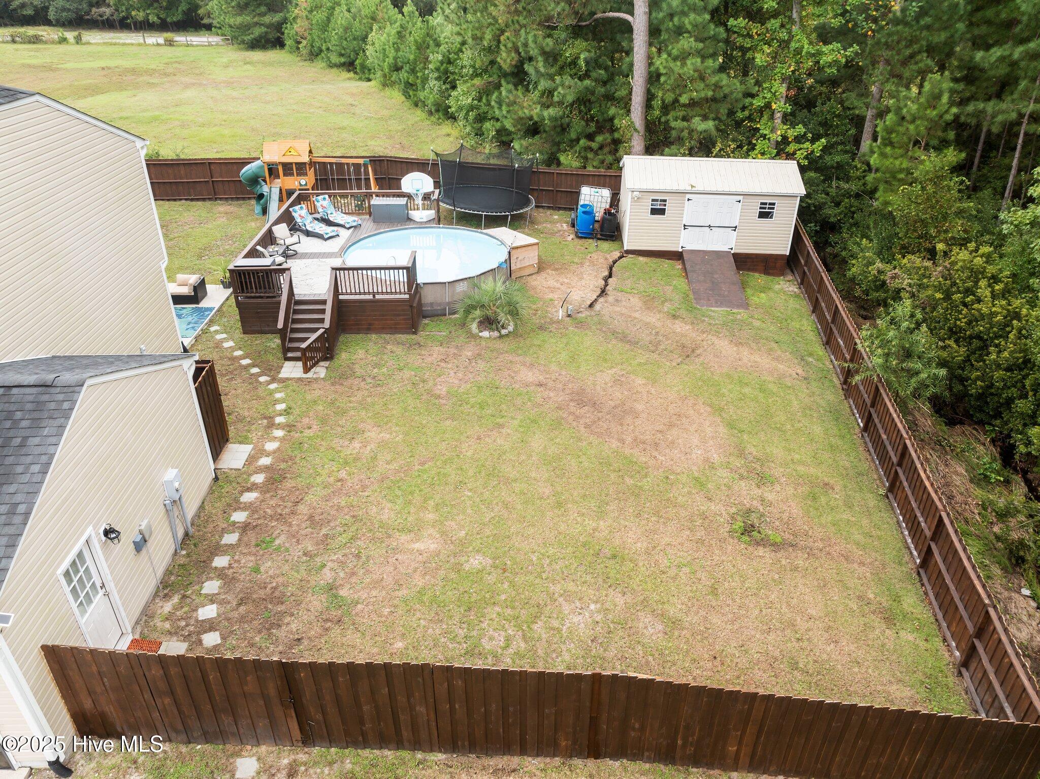 100544297 | Photo 34