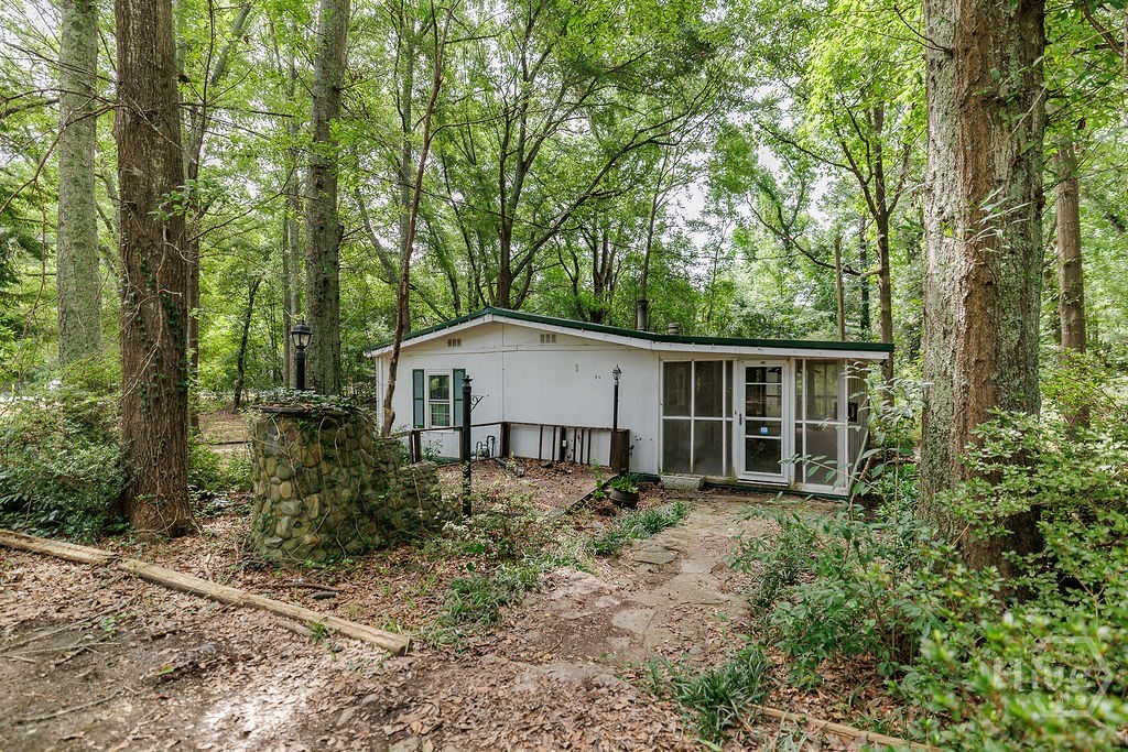 1541 Pete Dickens Road