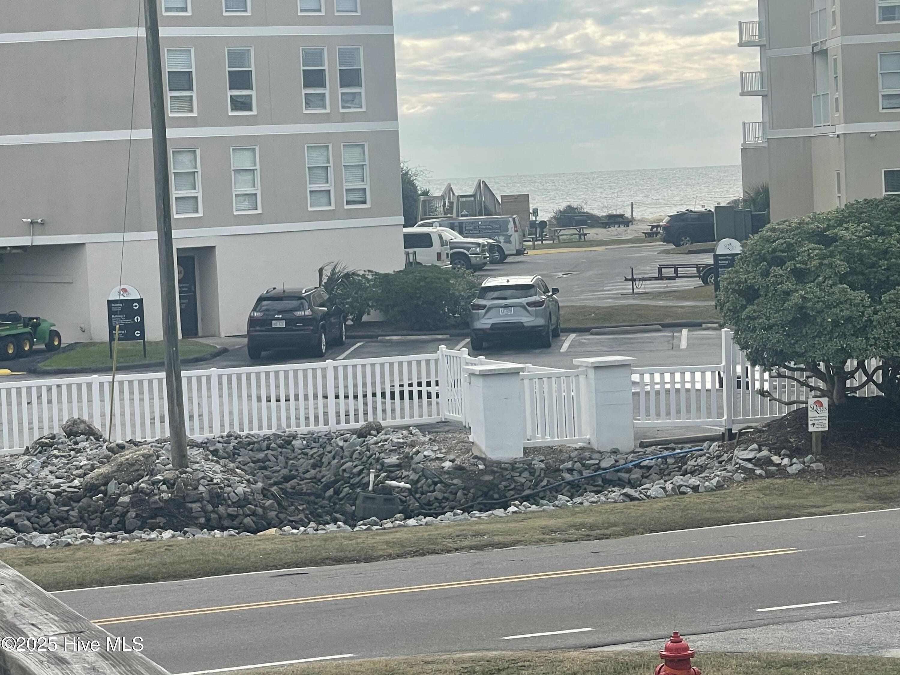 100544426 | Photo 32