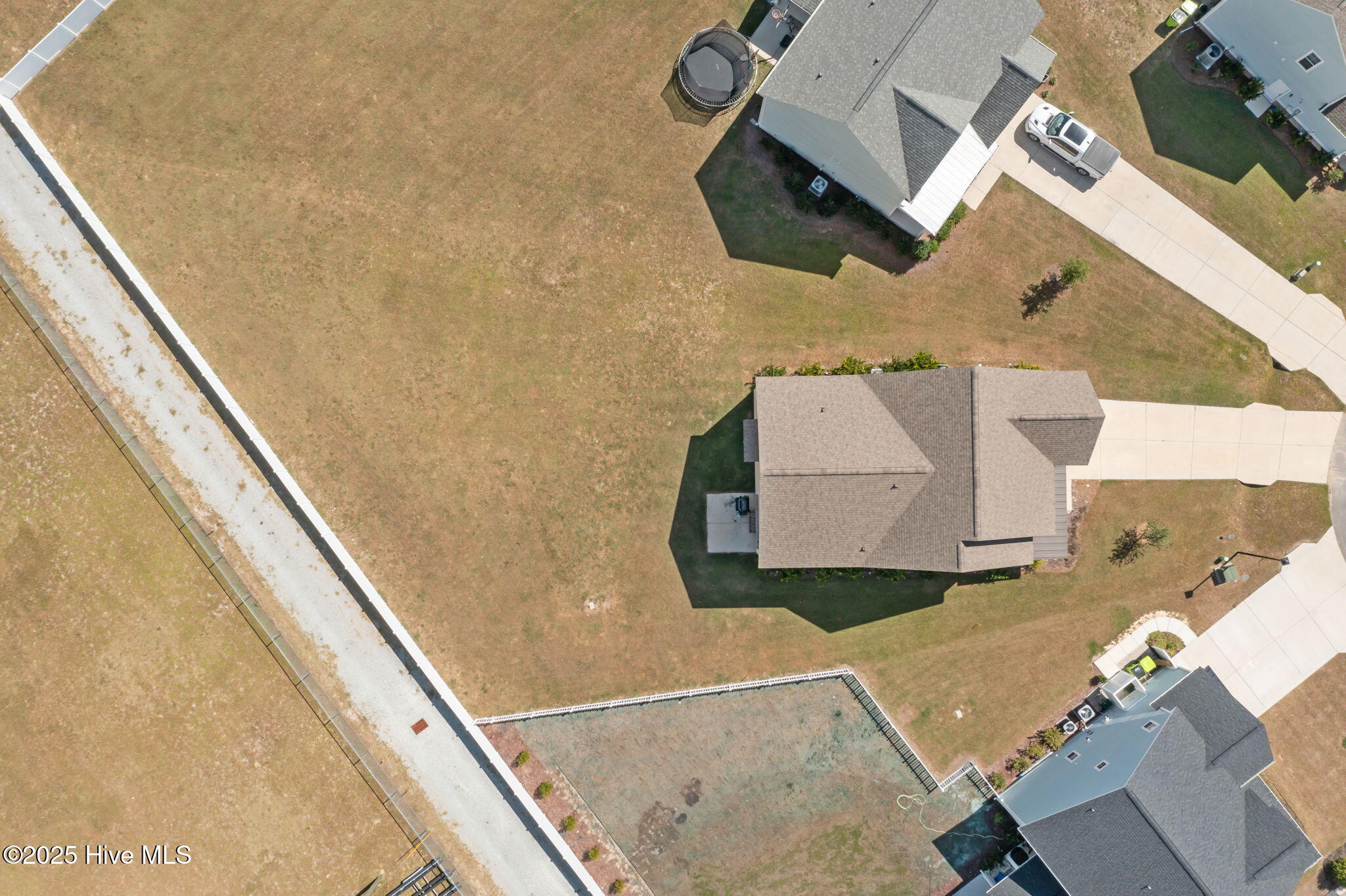 100534730 | Photo 37