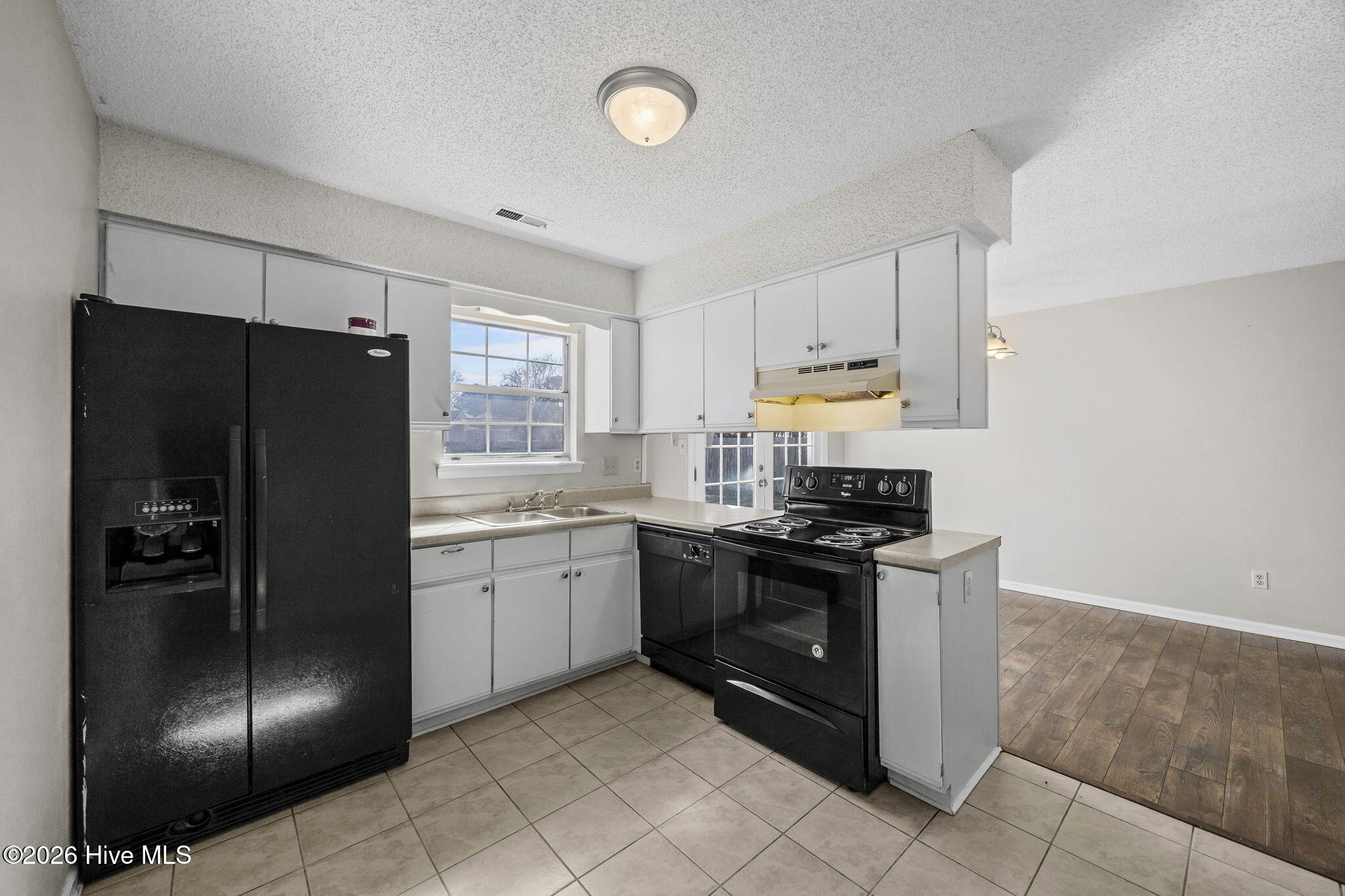 2903 Norbrick Street, Midway Park, NC 28544 – photo 12: 16-web-or-mls-2903 Norbrick St. 25