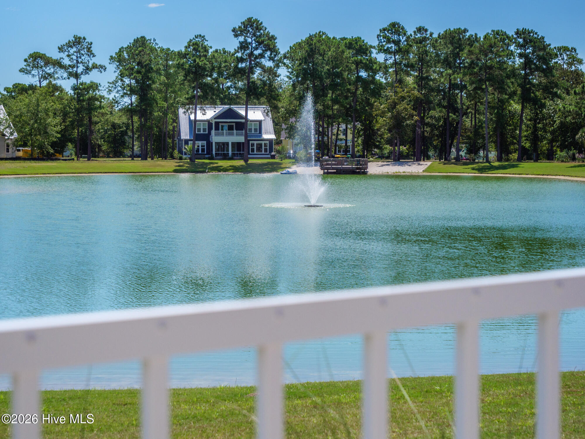 100567855 | Photo 66