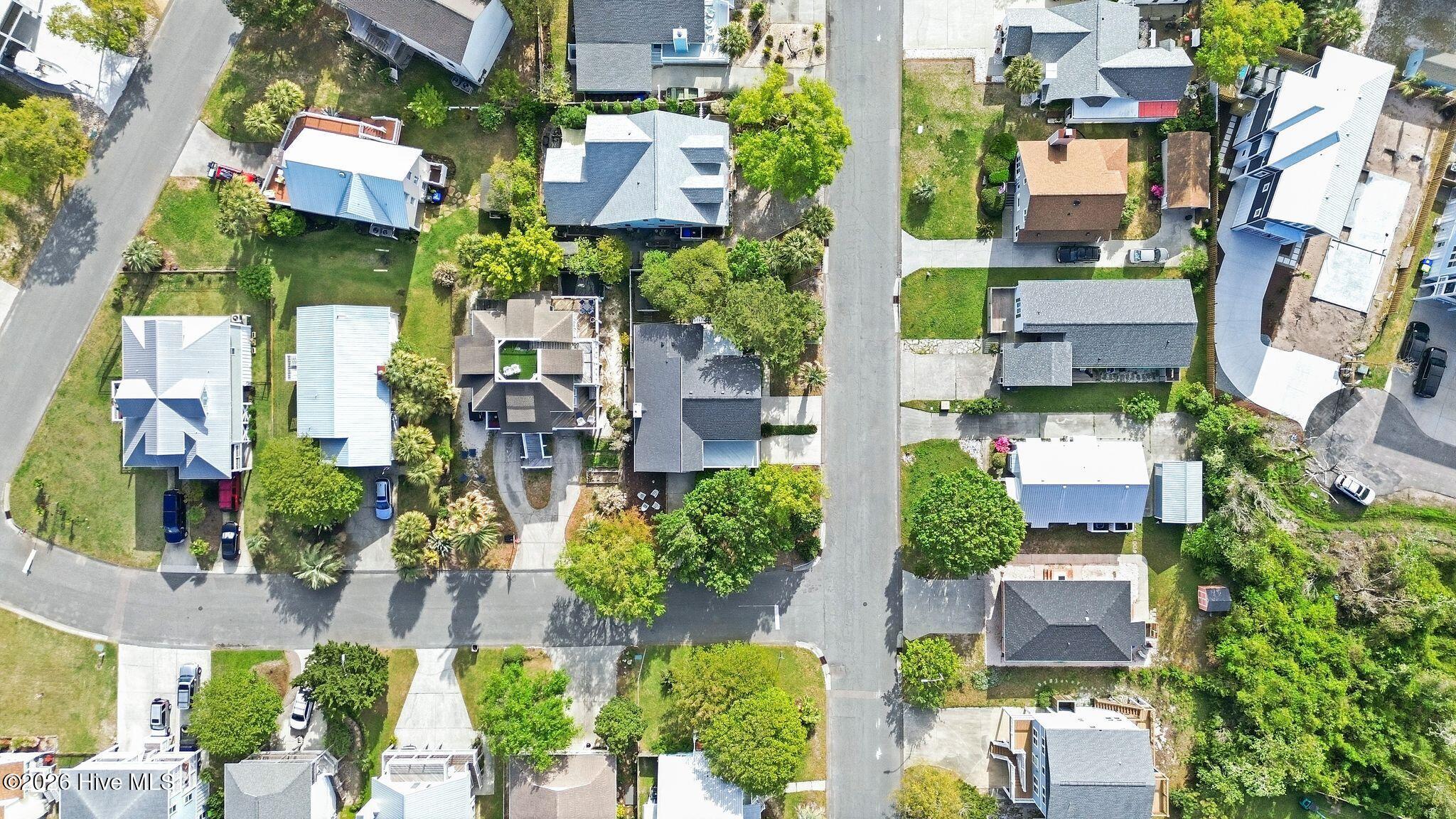 100566734 | Photo 44