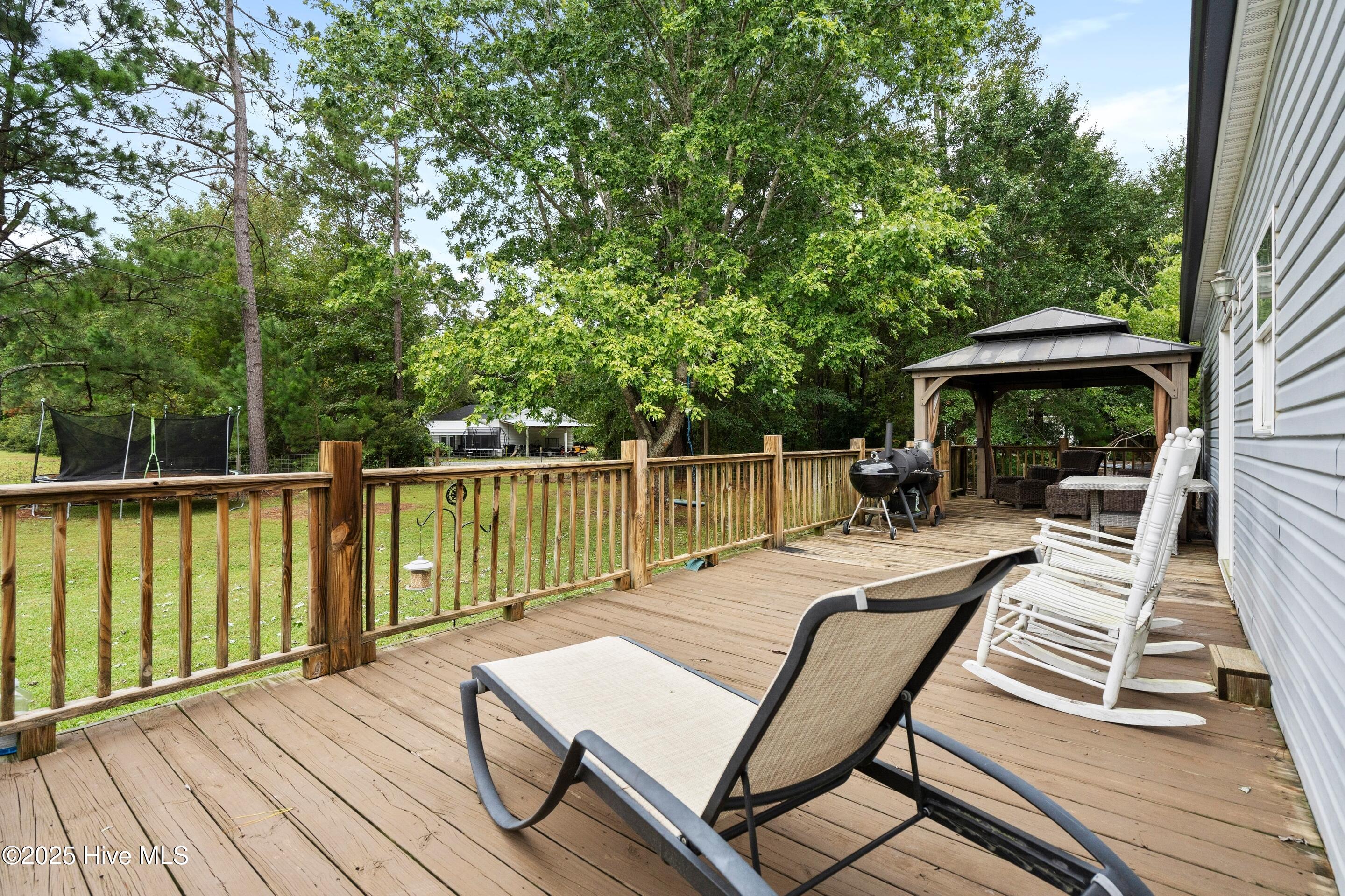 100535134 | Photo 42