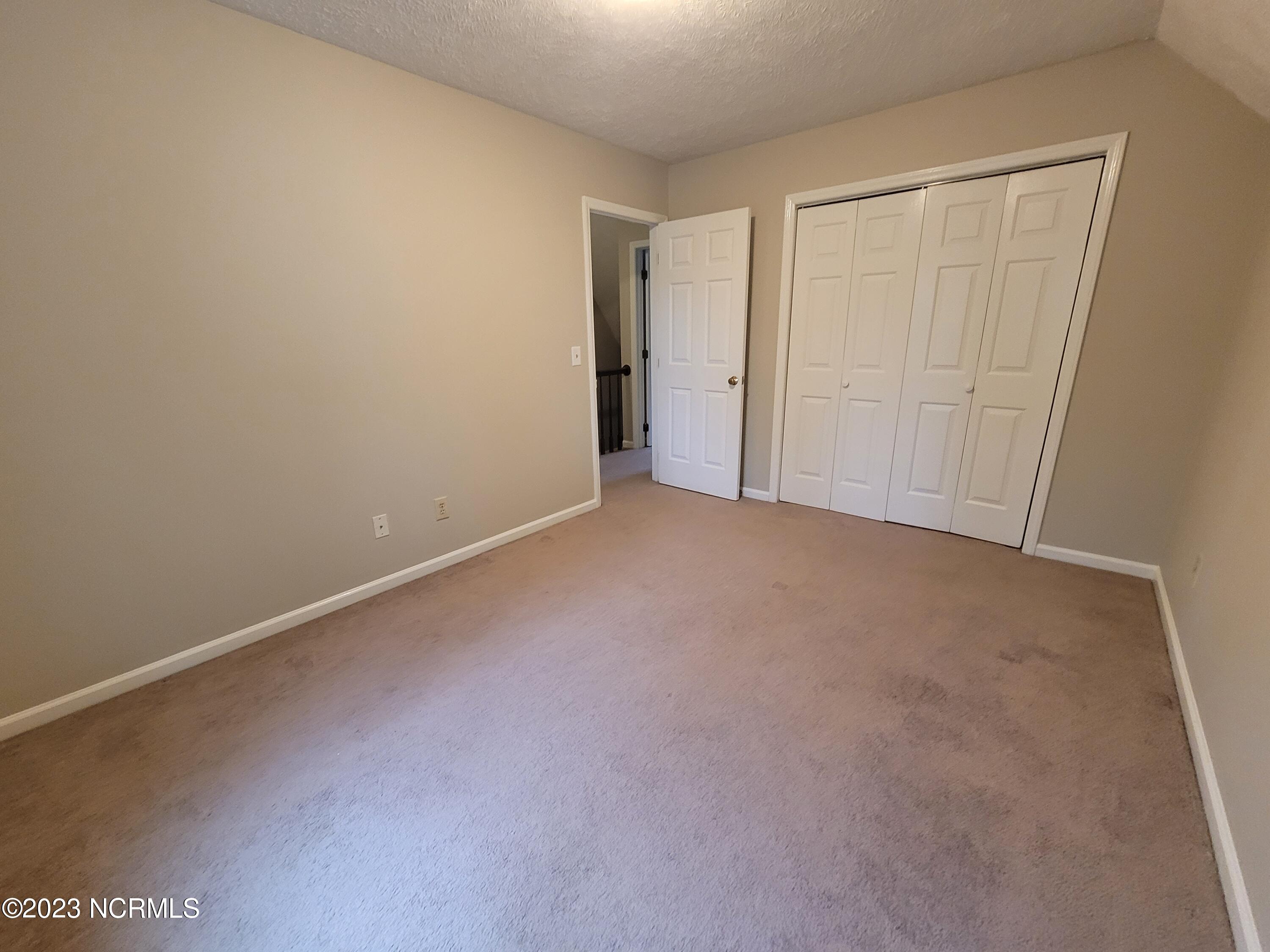 100552770 | Photo 22