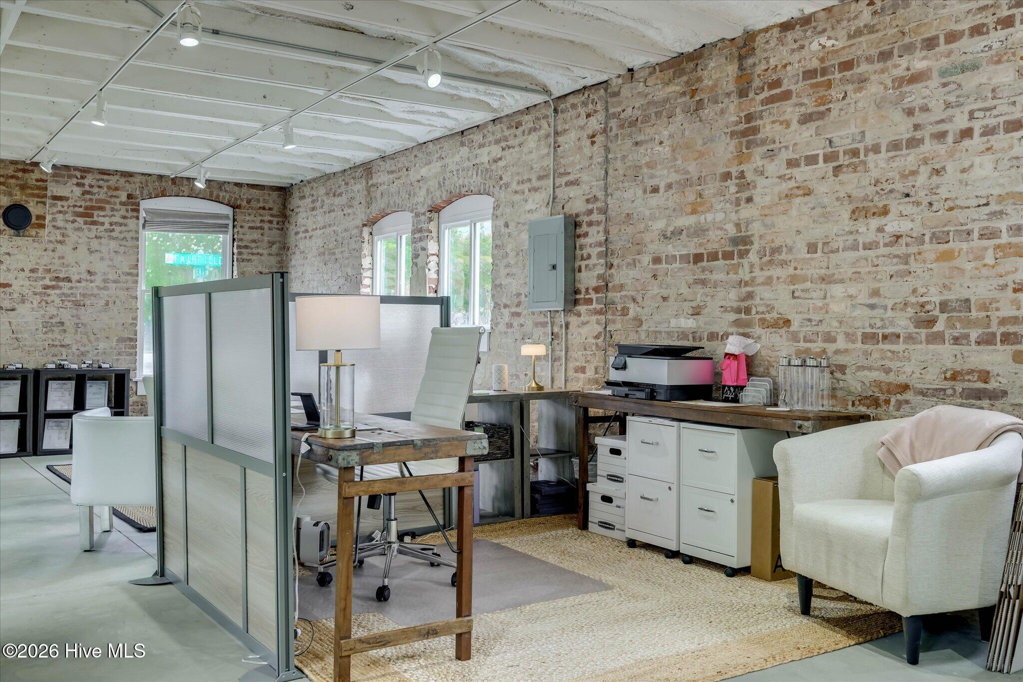 144 Fairfield office