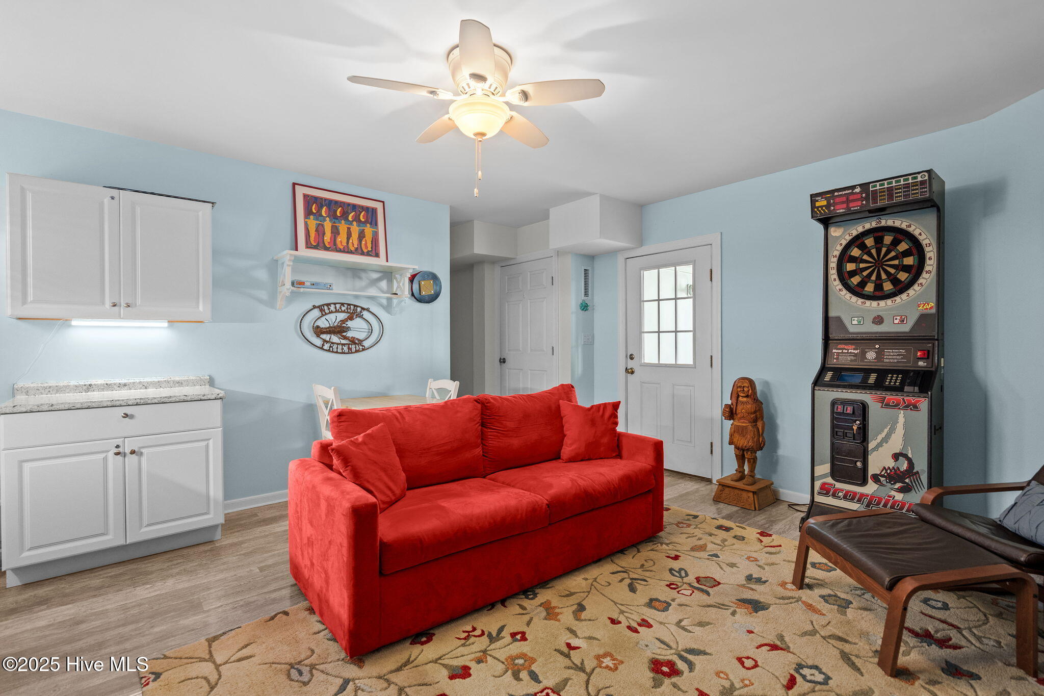 100546584 | Photo 56