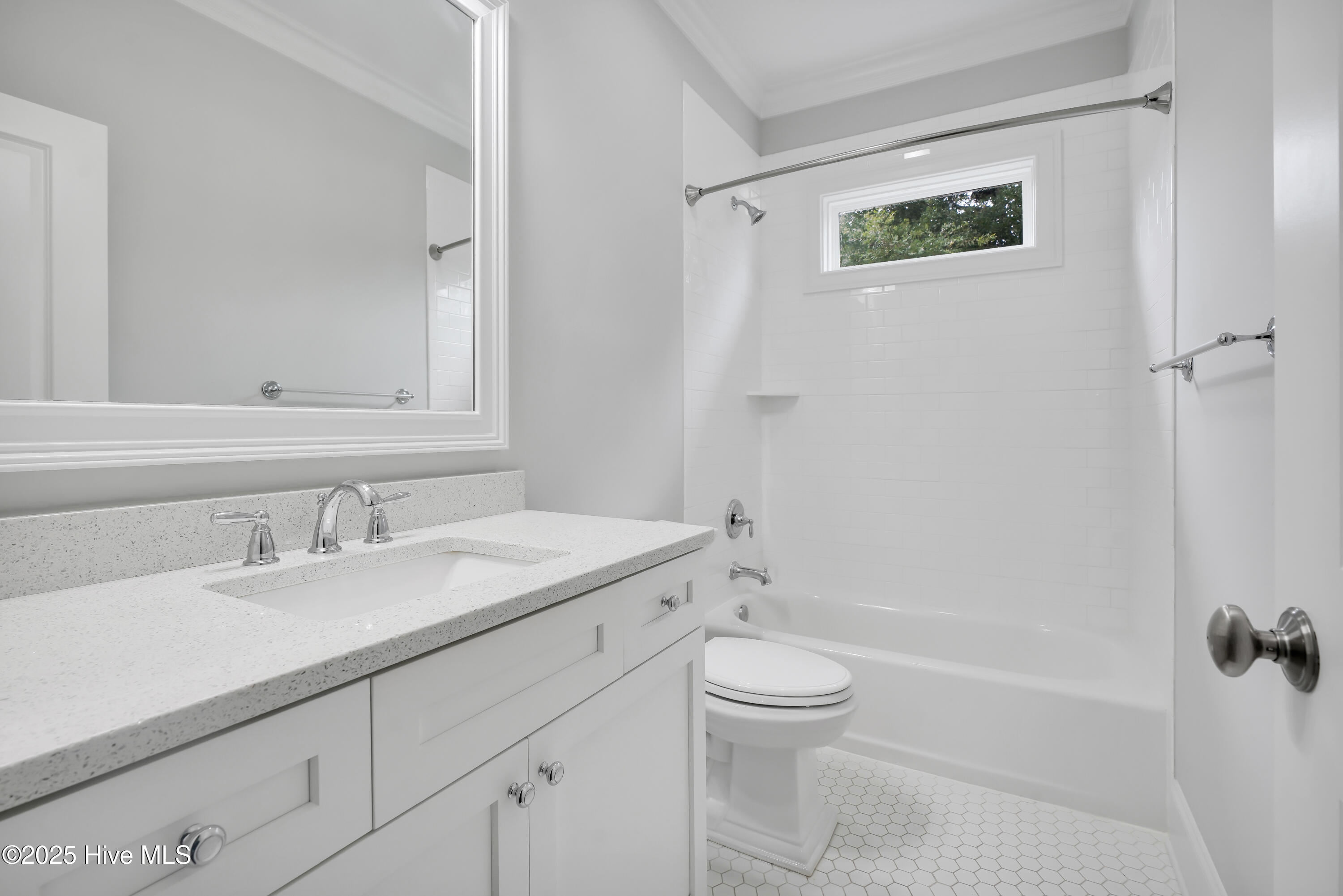 100524954 | Photo 19